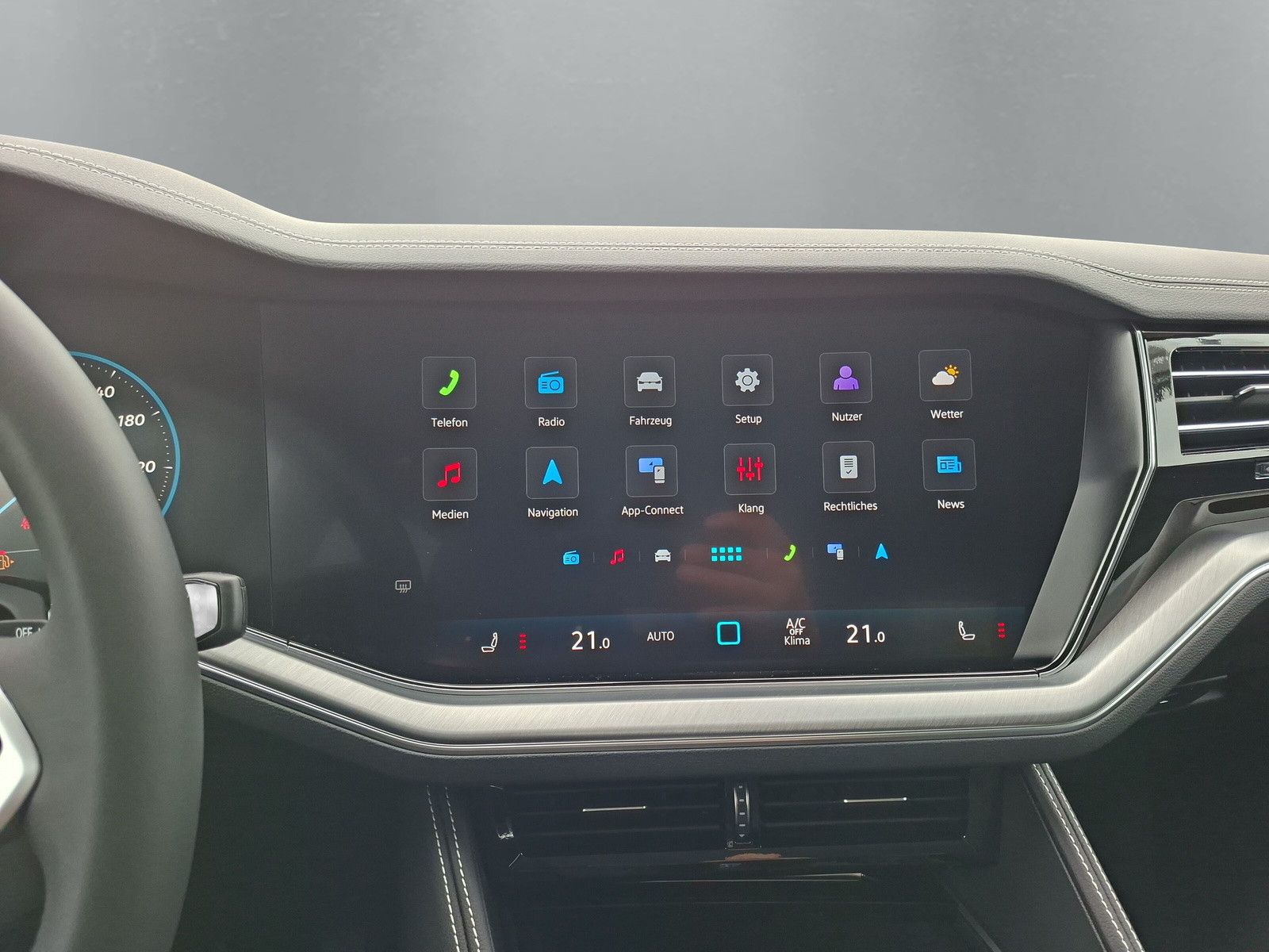 Fahrzeugabbildung Volkswagen Touareg 3.0 TDI Pano 19"Volleder Navi Pro