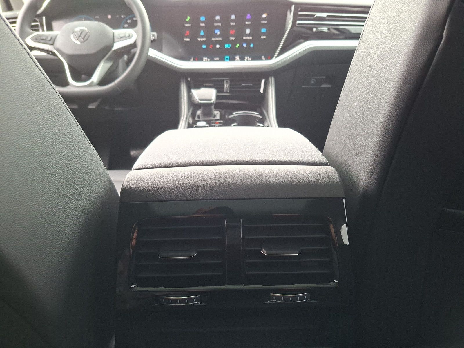 Fahrzeugabbildung Volkswagen Touareg 3.0 TDI Pano 19"Volleder Navi Pro