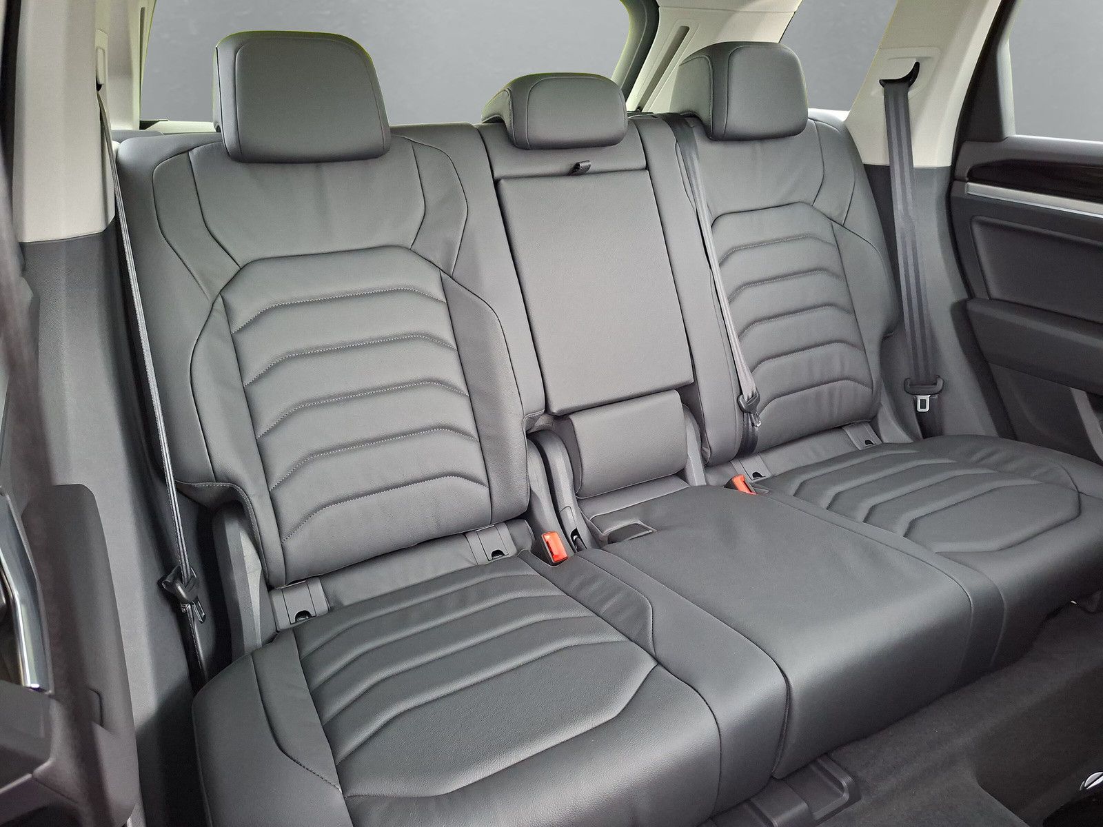 Fahrzeugabbildung Volkswagen Touareg 3.0 TDI Pano 19"Volleder Navi Pro