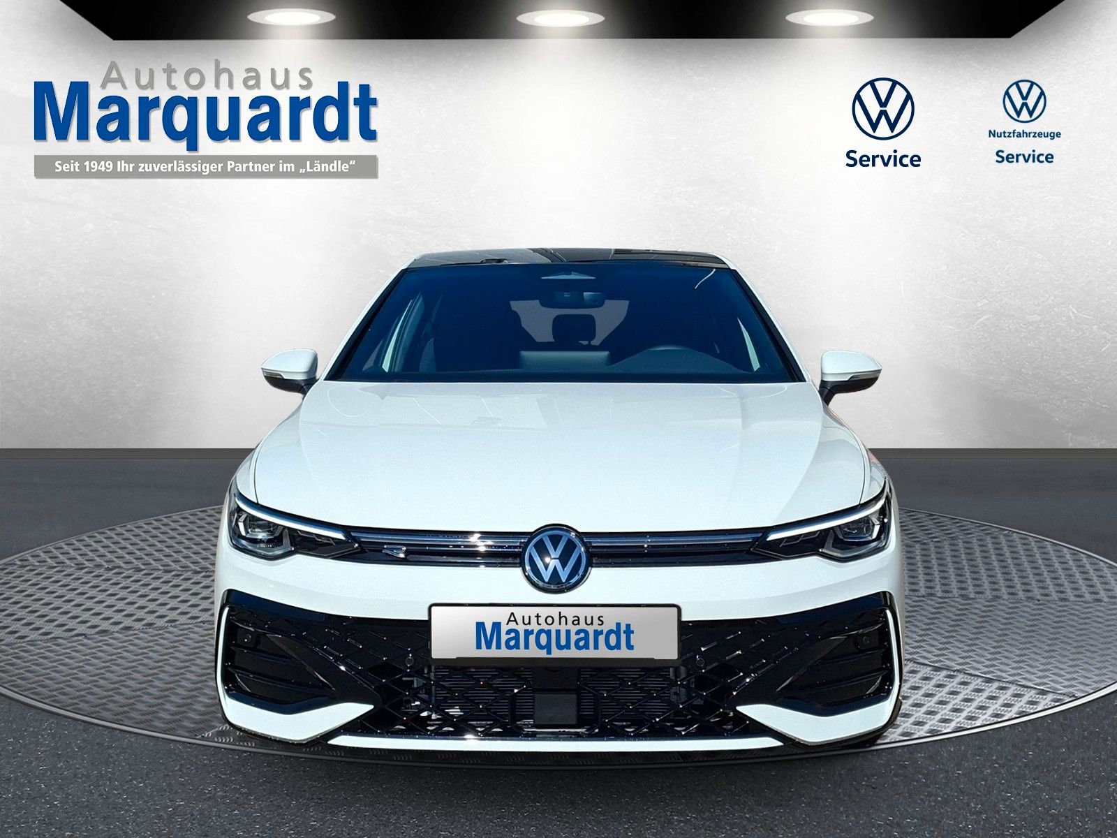 Fahrzeugabbildung Volkswagen Golf VIII 1.5eTSI R-Line Pano18" LED Plus ACC