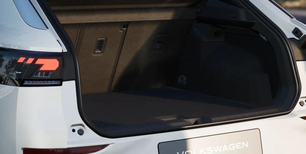 Fahrzeugabbildung Volkswagen T-Roc 1.5TSI R-Line AHK ACC Side eHeck Neues Mod