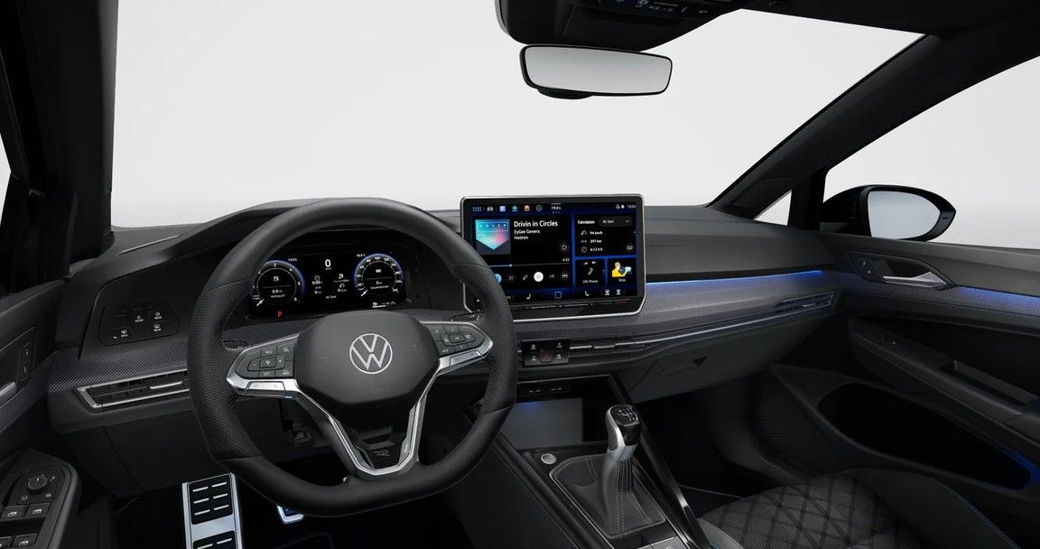 Fahrzeugabbildung Volkswagen Golf VIII Variant 1.5 TSI R-Line ACC Rf.kamera