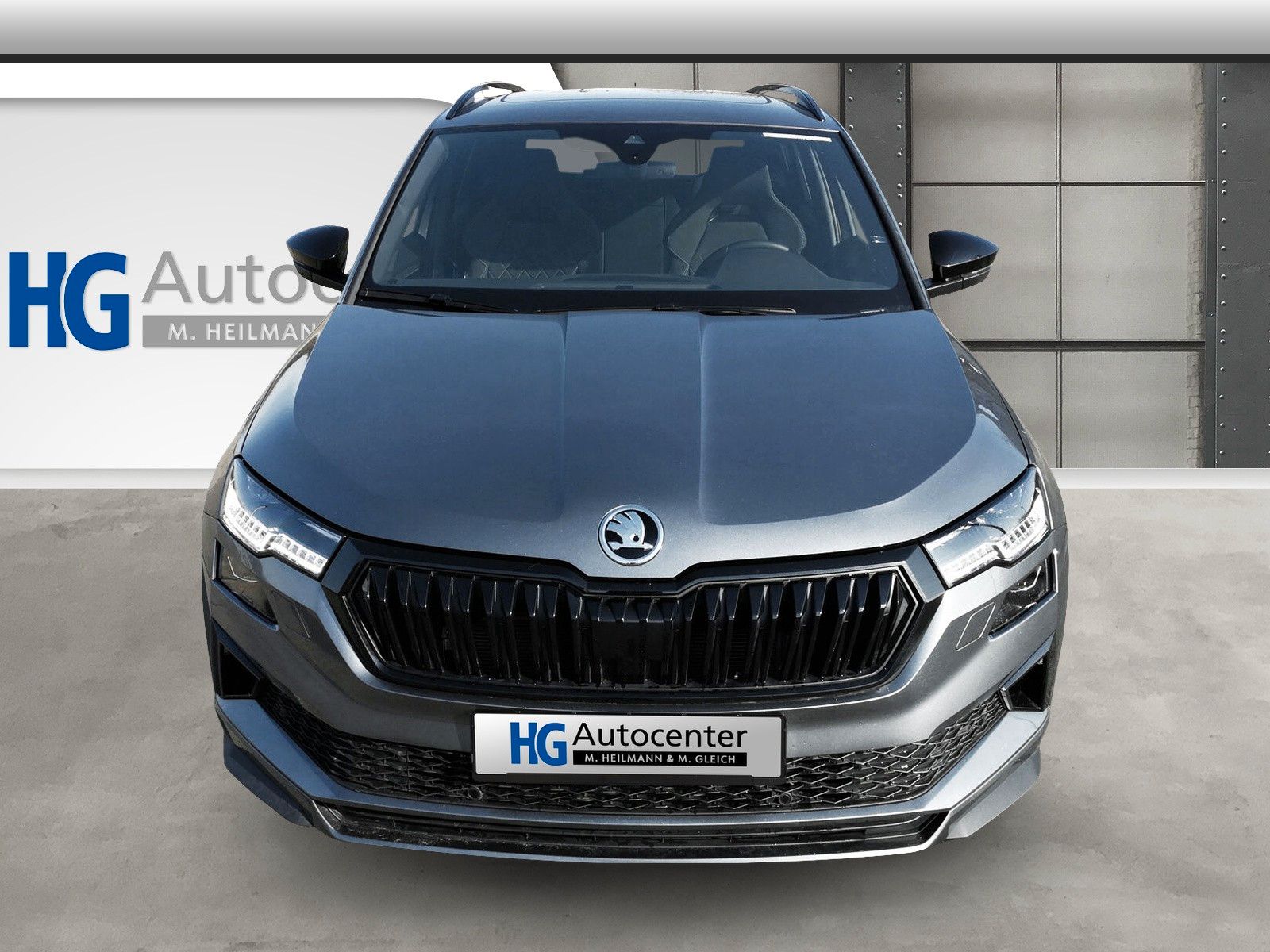 Fahrzeugabbildung SKODA Karoq Sportline 2.0TSI 4x4 Pano AHK19" Leder