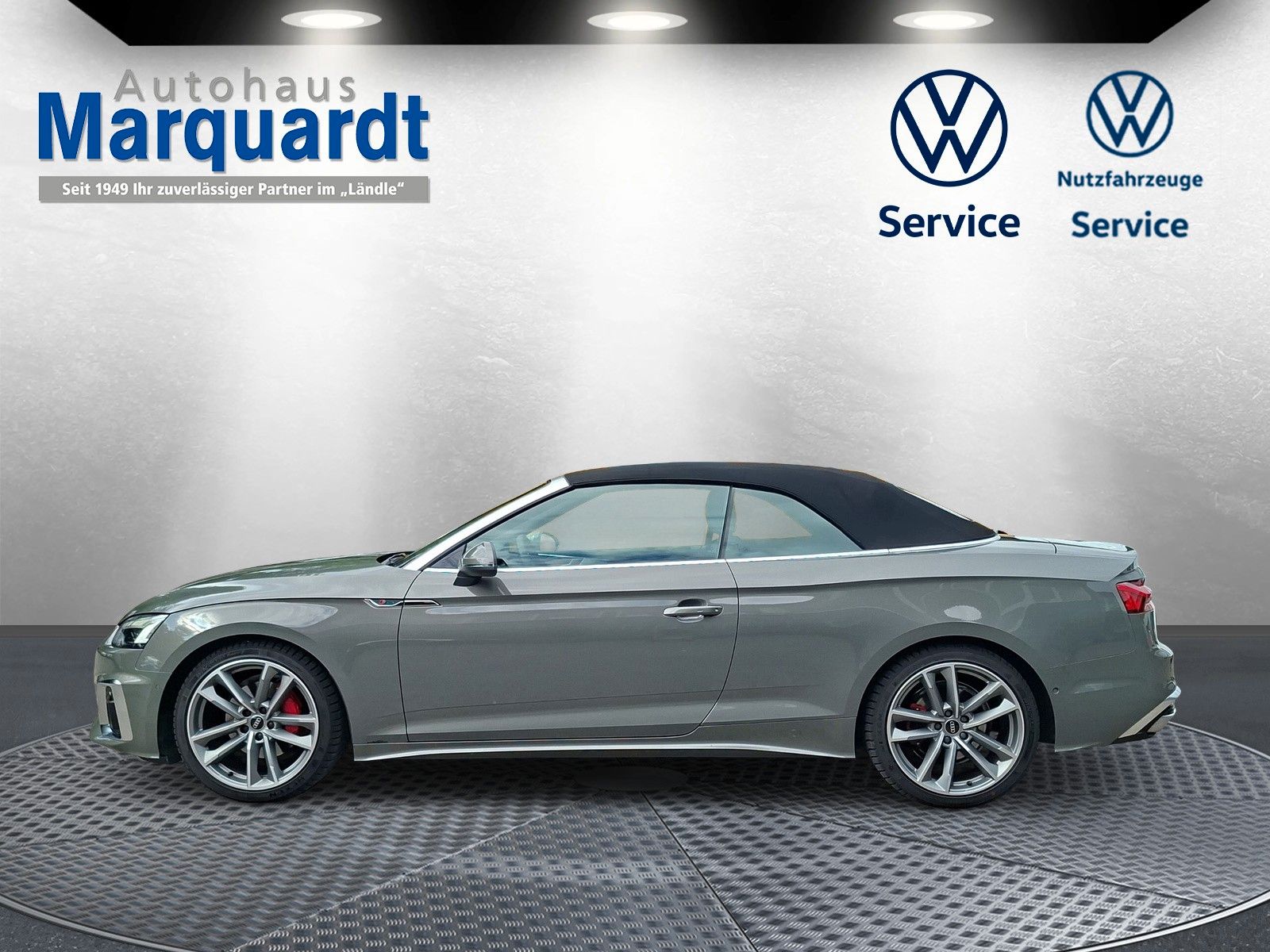 Fahrzeugabbildung Audi A5 Cabriolet 40 TFSI quattro S line Matrix AHK