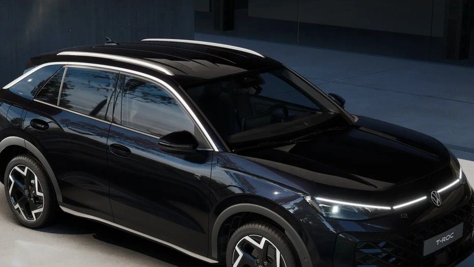 Fahrzeugabbildung Volkswagen T-Roc 1.5TSI R-Line AHK ACC Side eHeck Neu Mod