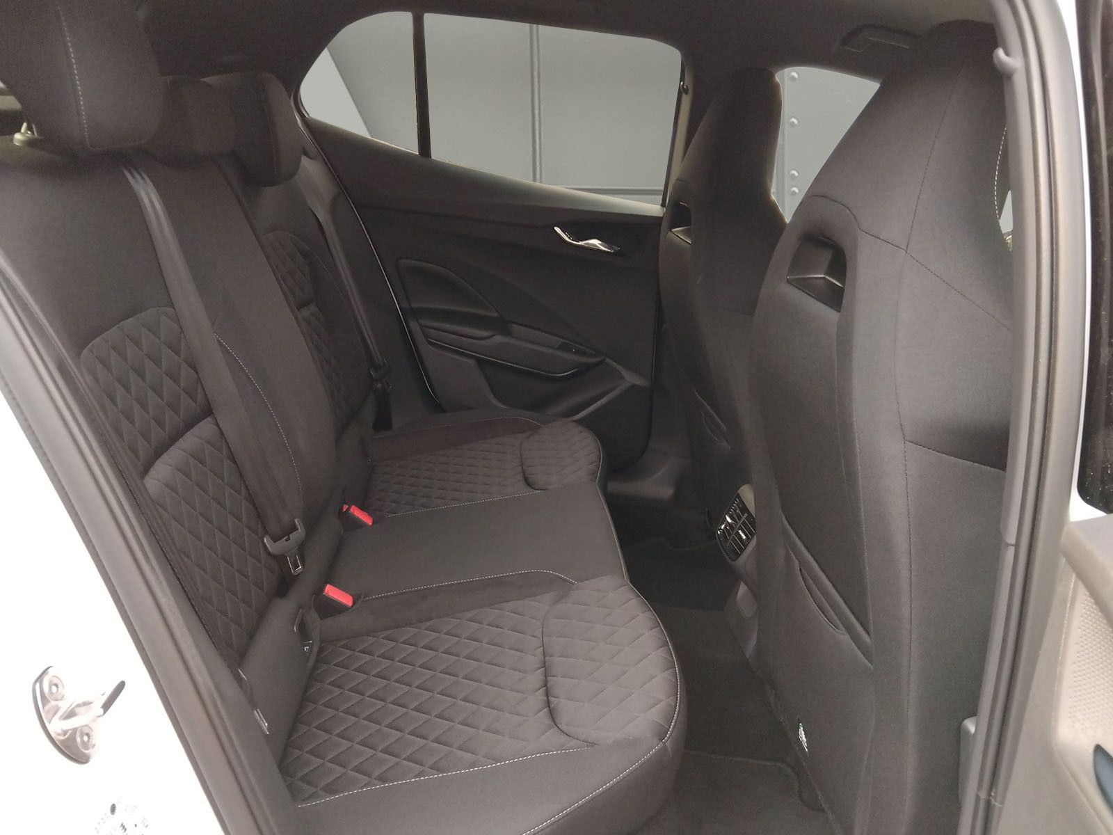 Fahrzeugabbildung SKODA Fabia 1.5TSI  Monte Carlo ACC heizbFront Kamera