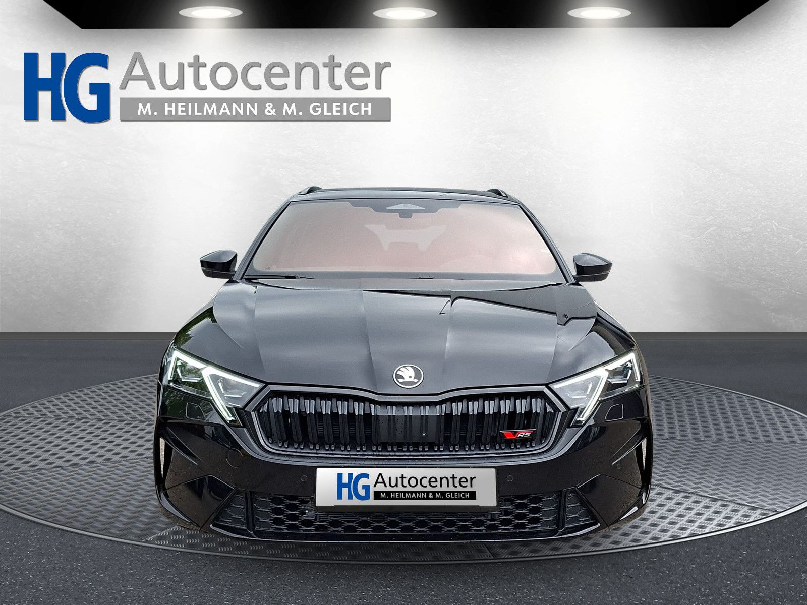 Fahrzeugabbildung SKODA Octavia Combi 2.0TSI RS 360° AHK Pano ACC DCC
