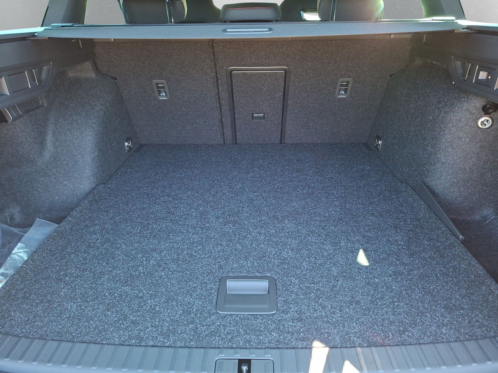 Fahrzeugabbildung SKODA Octavia Combi 2.0TSI RS 360° AHK Pano ACC DCC