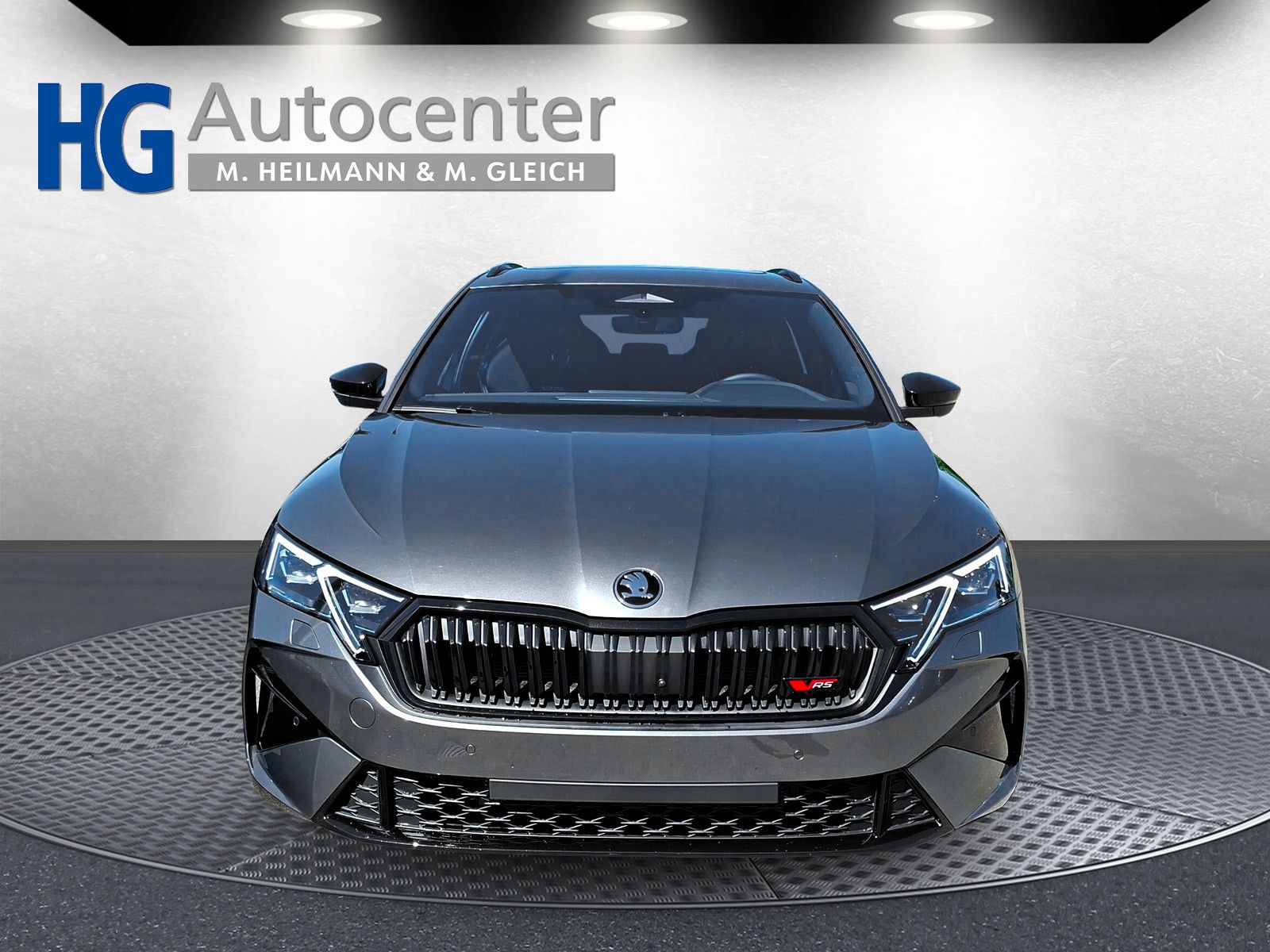 Fahrzeugabbildung SKODA Octavia Combi 2.0TSI RS 360° AHK Pano ACC DCC