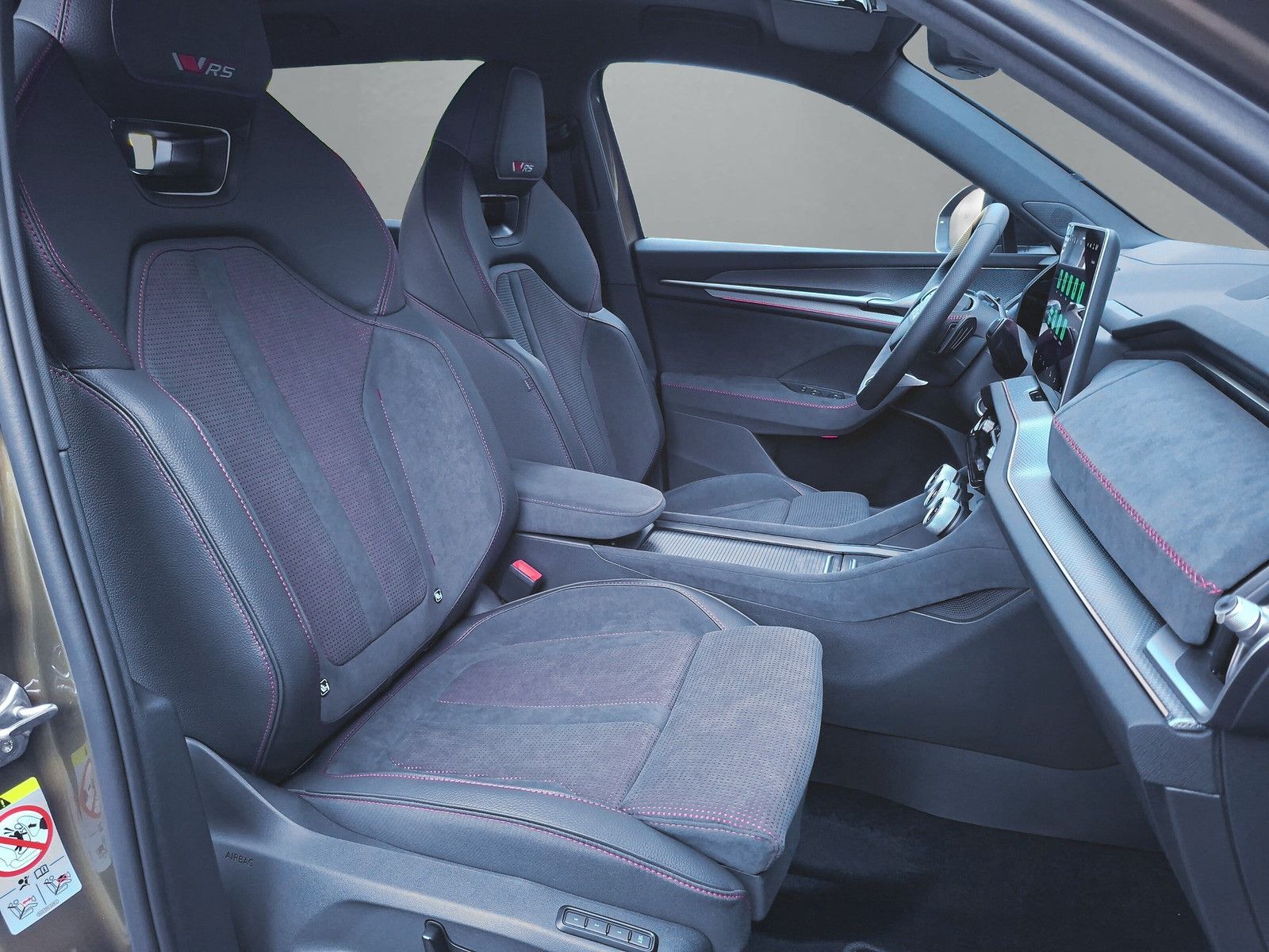 Fahrzeugabbildung SKODA Kodiaq 2.0TSI RS Pano AHK .Headup Standh.7Sitz