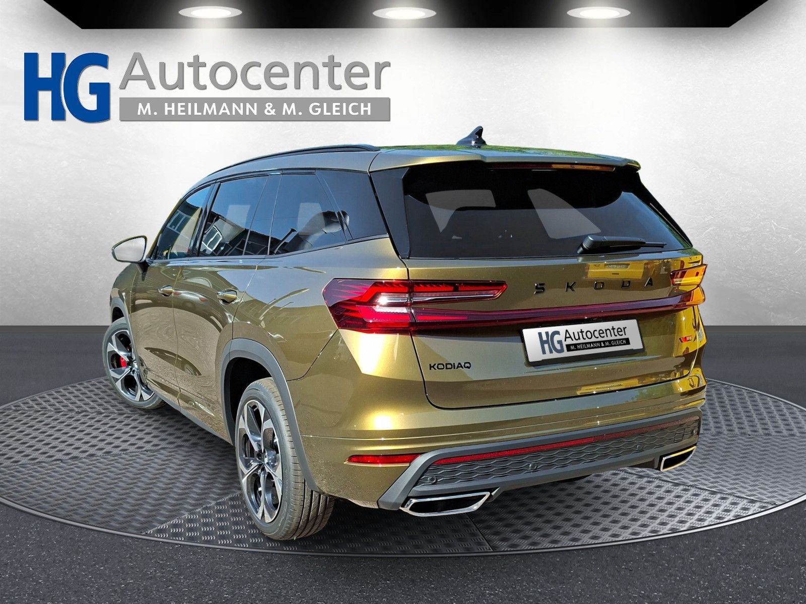 Fahrzeugabbildung SKODA Kodiaq 2.0TSI RS Pano AHK .Headup Standh.7Sitz