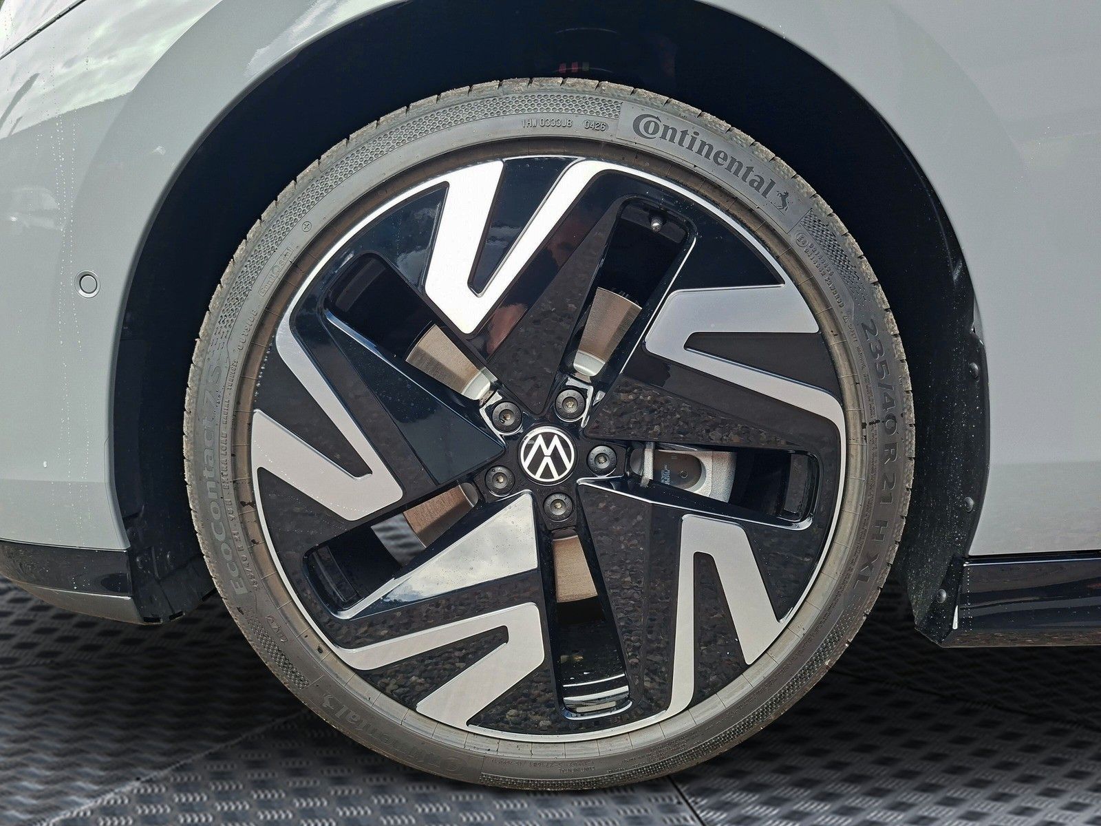 Fahrzeugabbildung Volkswagen ID.7 Tourer GTX 4Mot Pano AHK 21" Wärmep. Sound