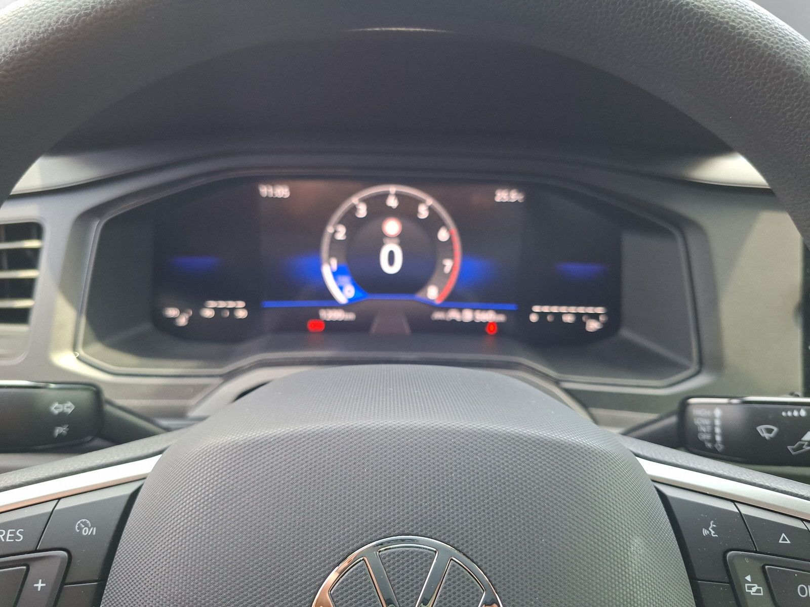 Fahrzeugabbildung Volkswagen Polo VI 1.0 LED AppConnect Sitzhzg.