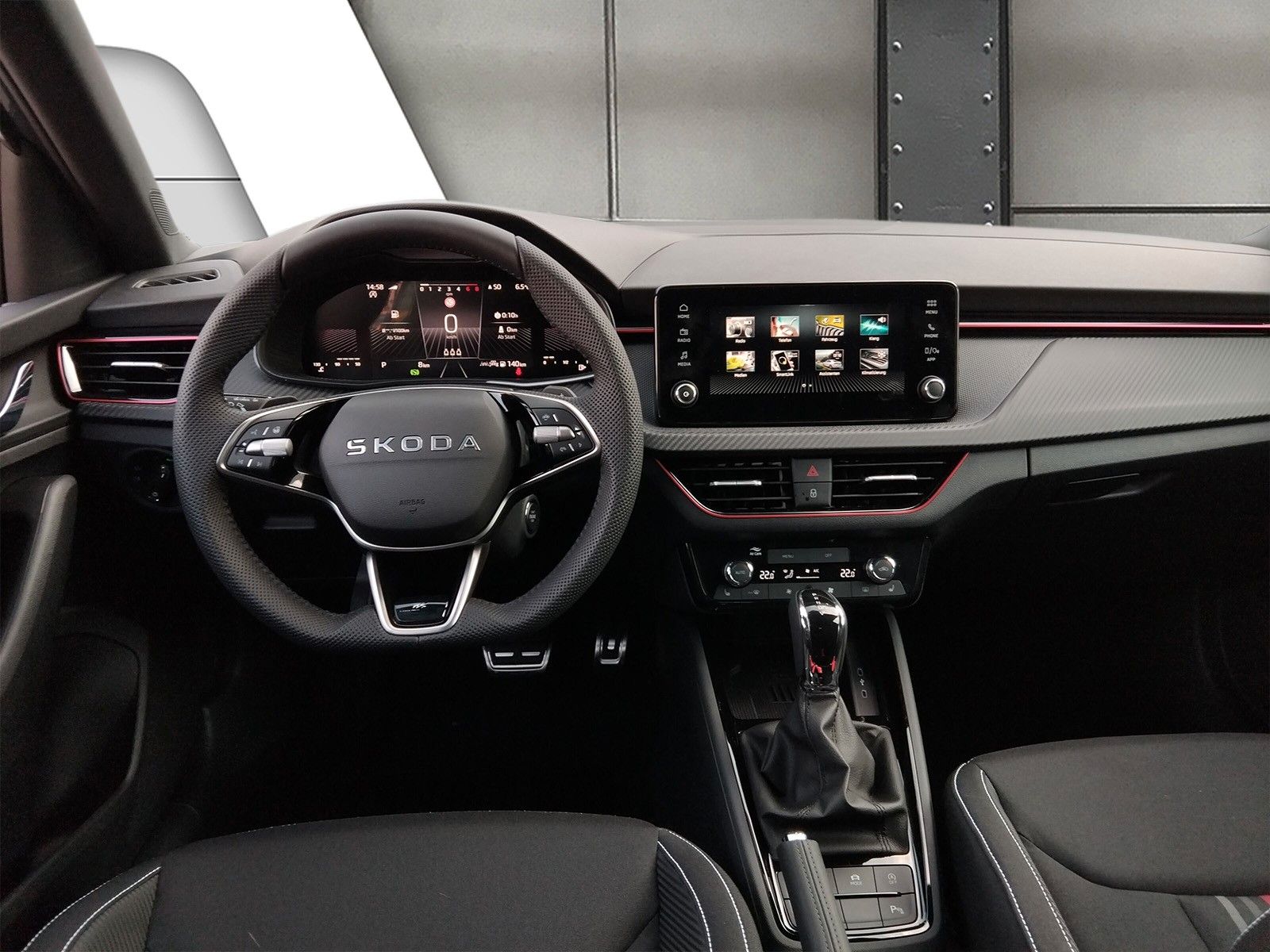 Fahrzeugabbildung SKODA Scala 1.5TSI Monte Carlo 18Zoll AHK Matrix Pano