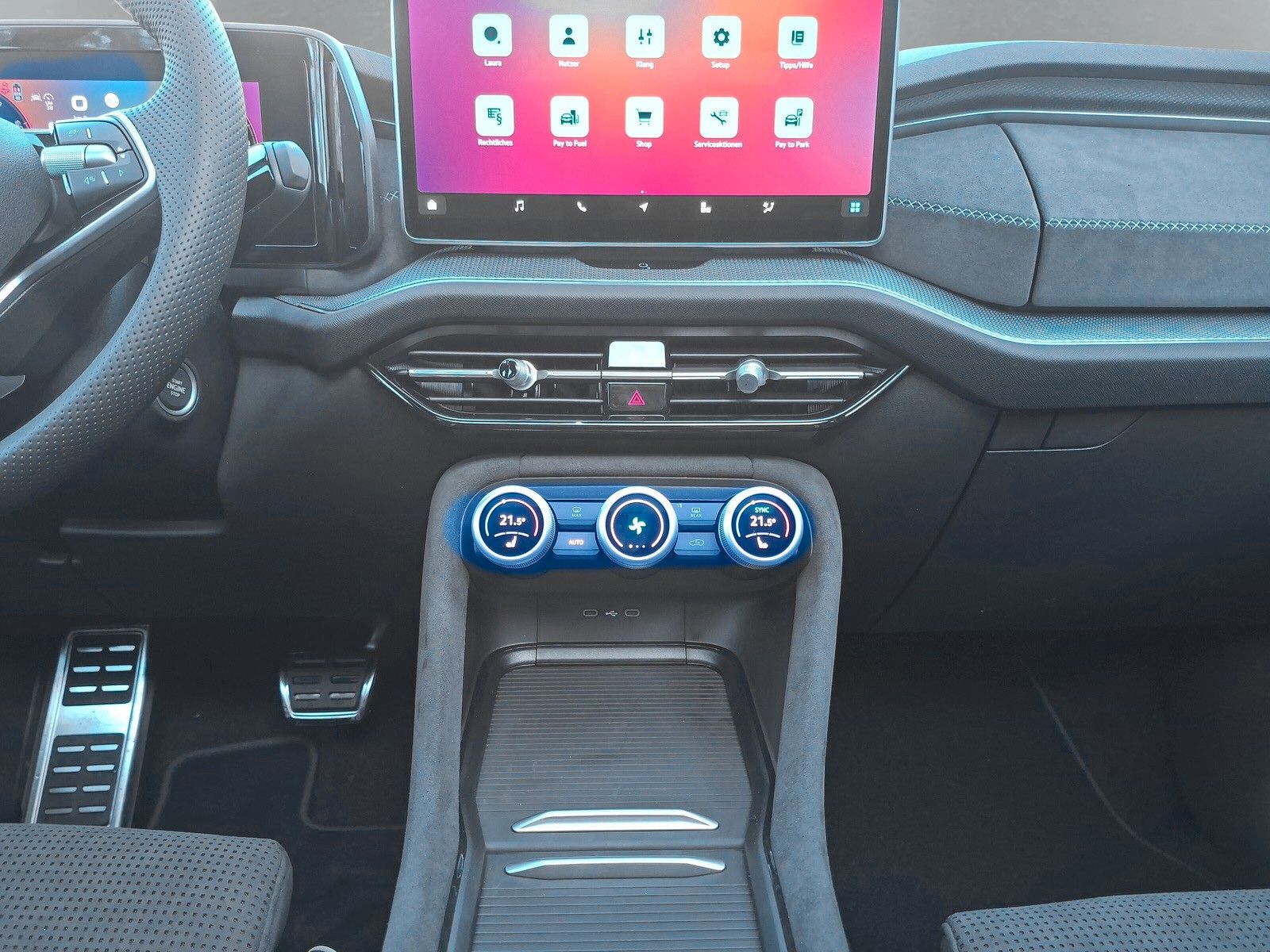 Fahrzeugabbildung SKODA Kodiaq Sportline 1.5TSI 7S.Pano AHK 360° 20"