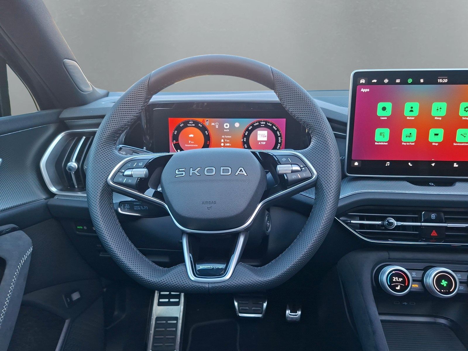 Fahrzeugabbildung SKODA Kodiaq Sportline 1.5TSI 7S.Pano AHK 360° 20"