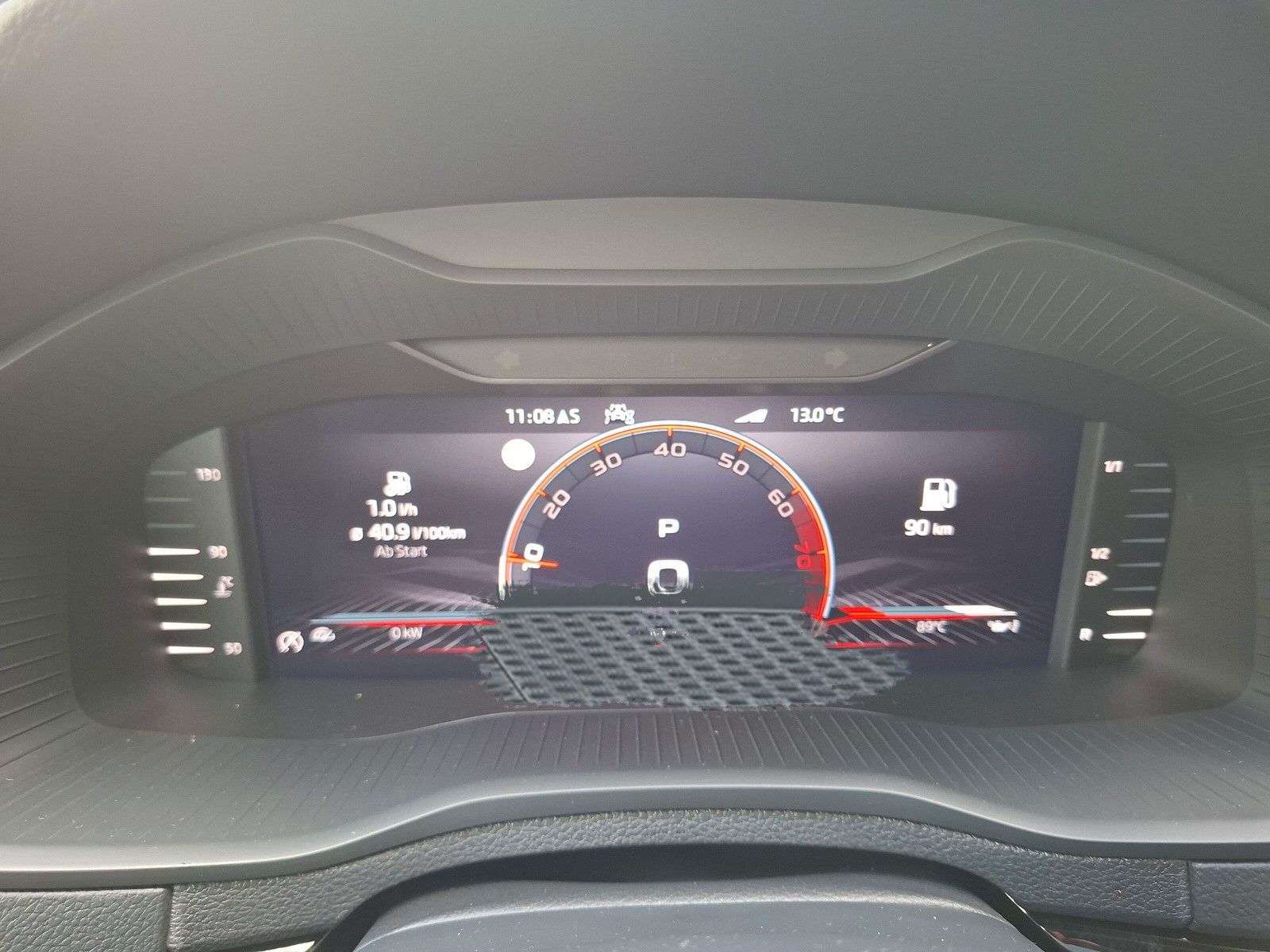 Fahrzeugabbildung SKODA Karoq 1.5TSI Sportline Pano AHK Matrix 5 J.Gar.