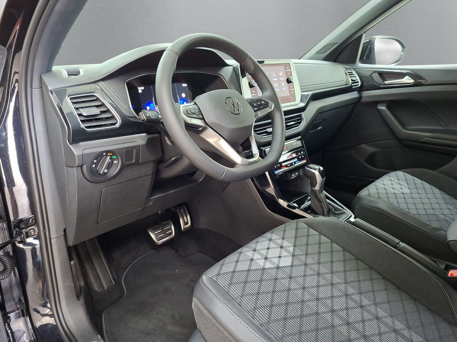 Fahrzeugabbildung Volkswagen T-Cross 1.5.TSI R-Line 18"Matrix AHK ACC Kamera