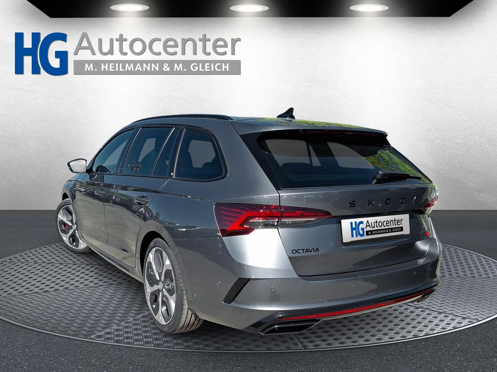 Fahrzeugabbildung SKODA Octavia Combi 2.0TSI RS 19"AHK PanoStandh.Canton