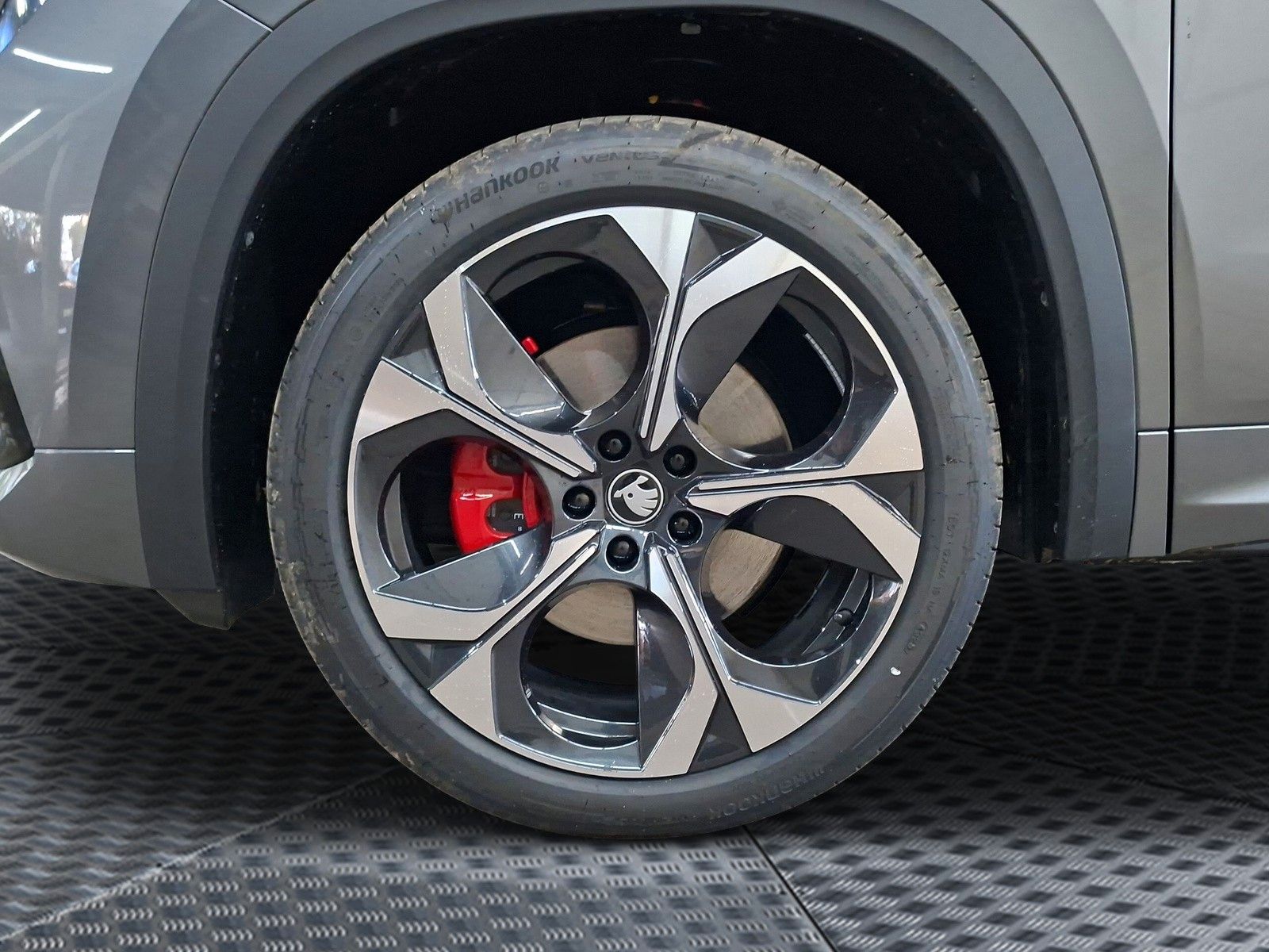 Fahrzeugabbildung SKODA Kodiaq 2.0TSI RS Pano AHK .Headup Standh.7Sitz