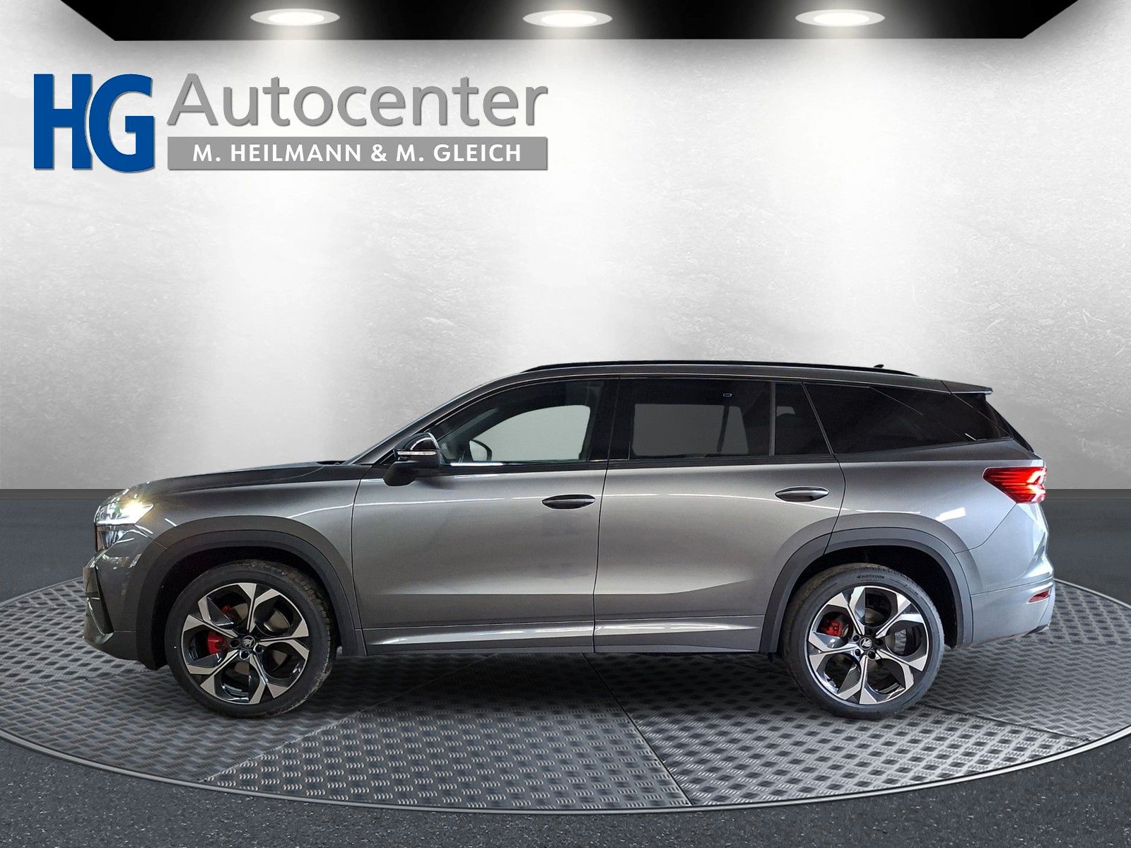 Fahrzeugabbildung SKODA Kodiaq 2.0TSI RS Pano AHK .Headup Standh.7Sitz