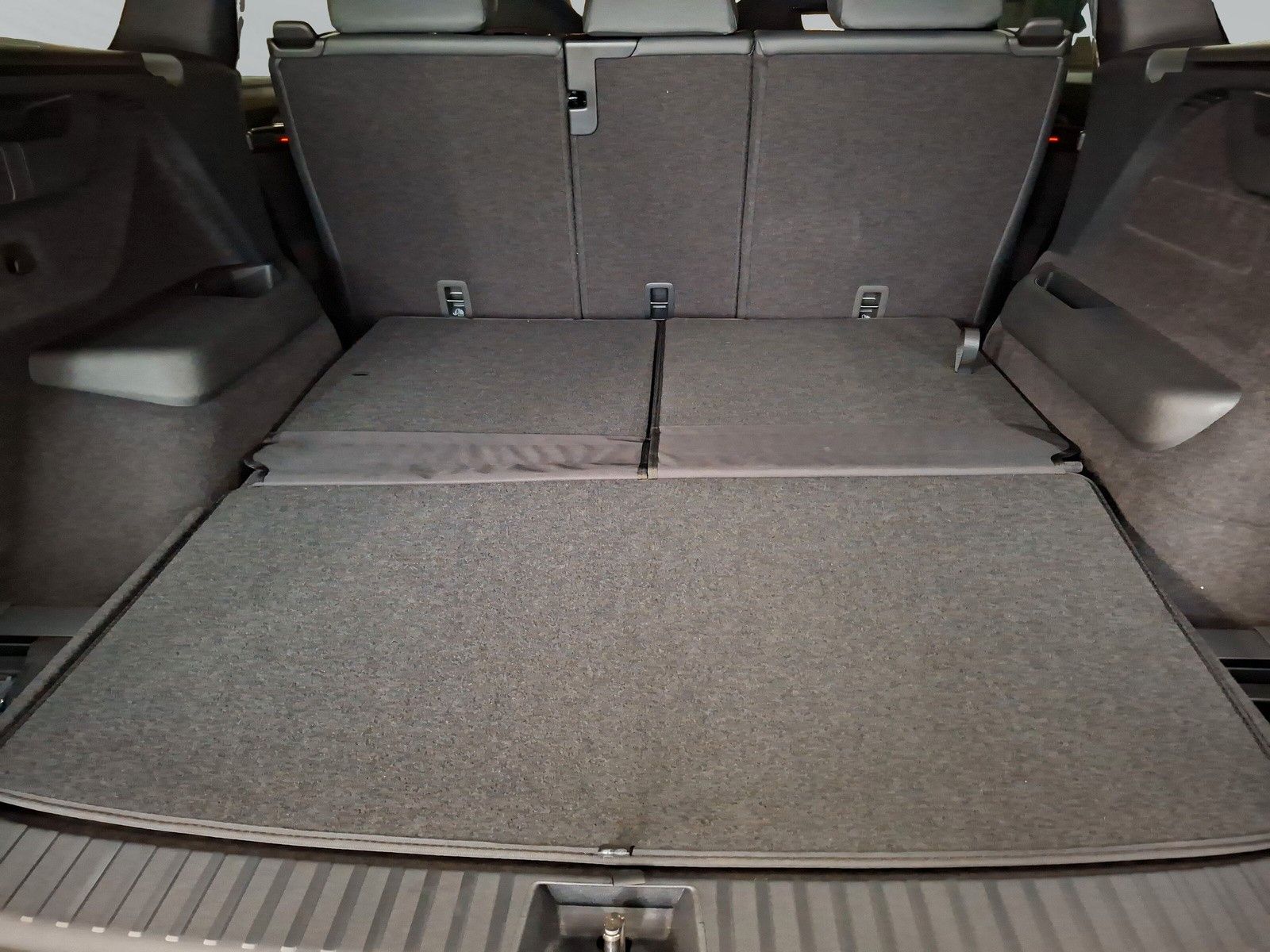 Fahrzeugabbildung SKODA Kodiaq 2.0TSI RS Pano AHK .Headup Standh.7Sitz