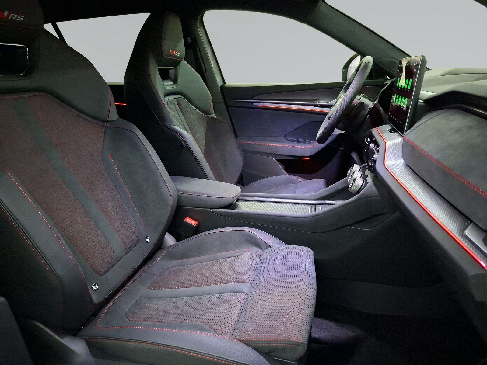 Fahrzeugabbildung SKODA Kodiaq 2.0TSI RS Pano AHK .Headup Standh.7Sitz