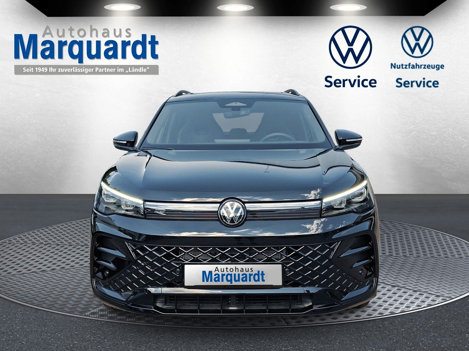 Fahrzeugabbildung Volkswagen Tiguan 2.0 TSI 4M R-Line Pano 20"DCC Headup