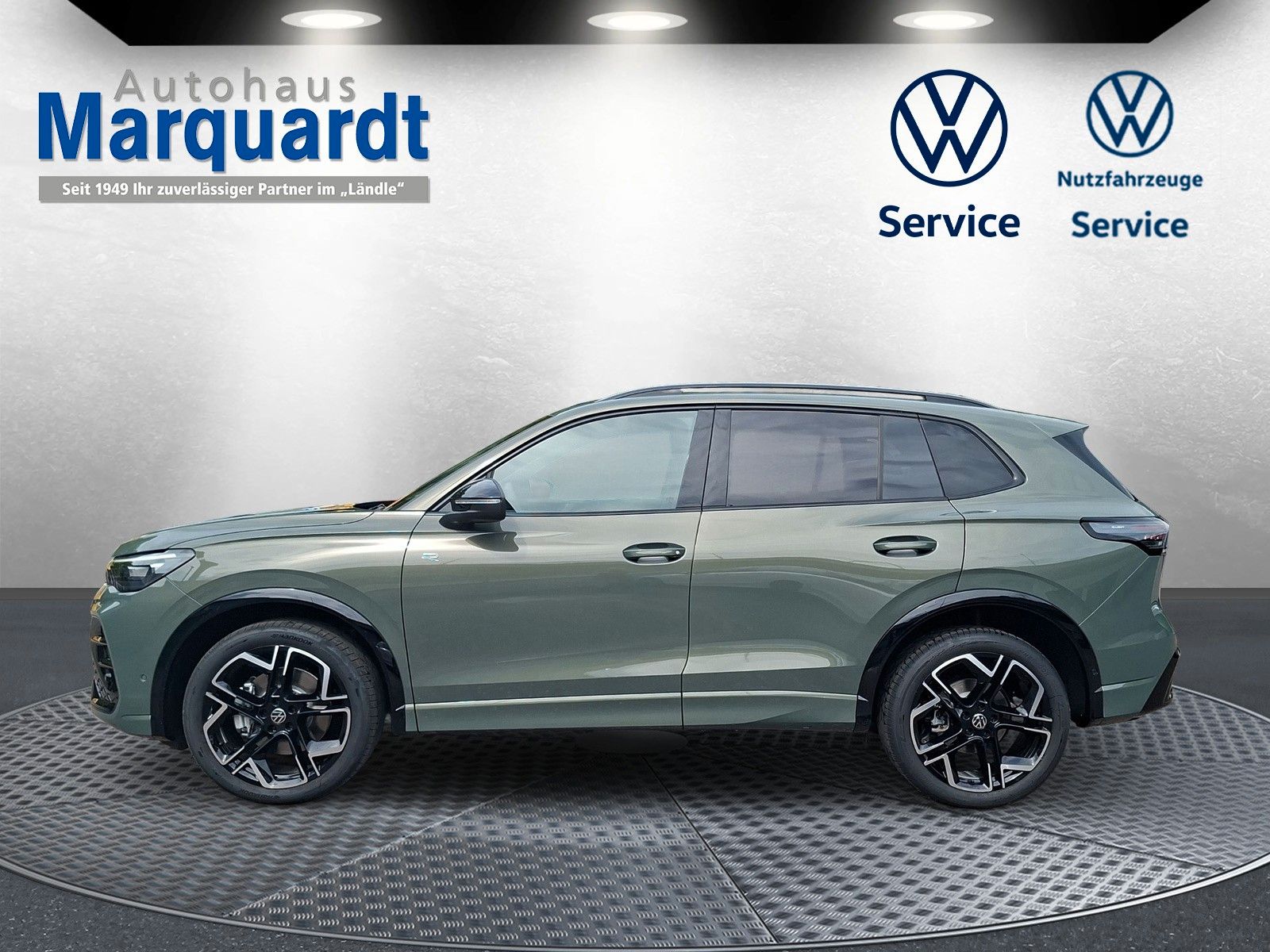 Fahrzeugabbildung Volkswagen Tiguan 2.0 TSI 4M R-Line Pano 20"DCC Headup
