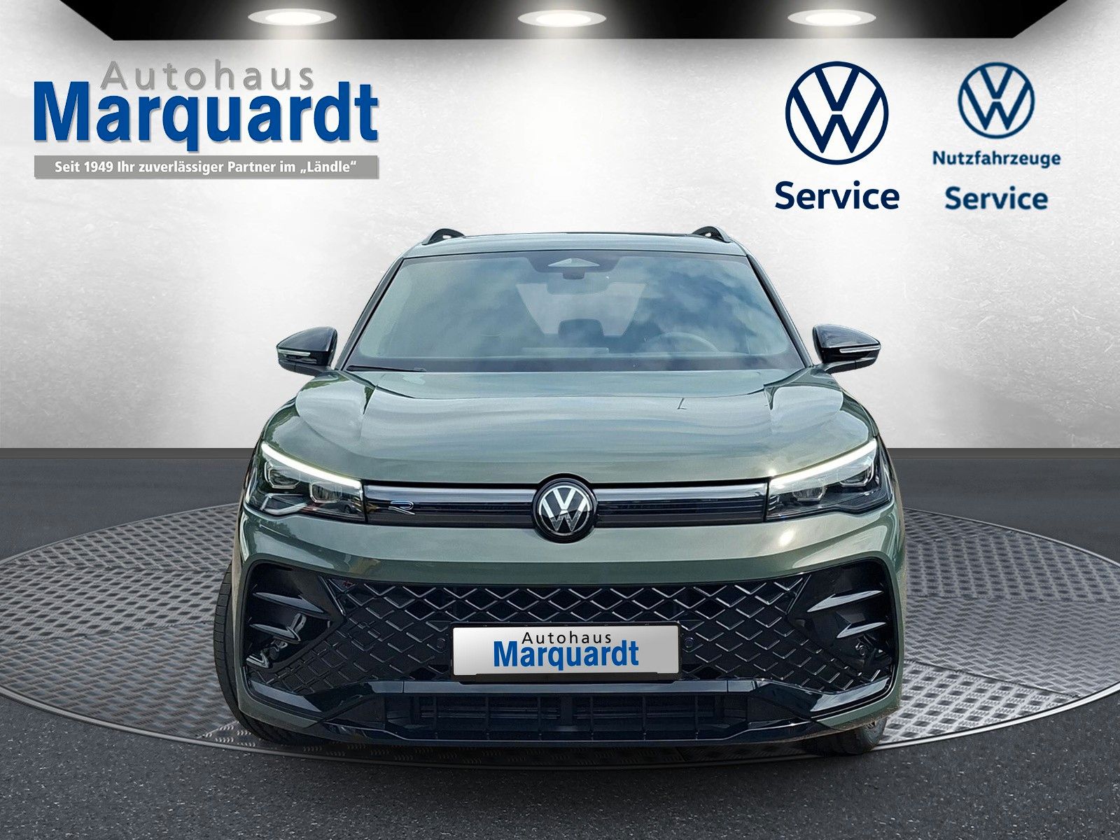Fahrzeugabbildung Volkswagen Tiguan 2.0 TSI 4M R-Line Pano 20"DCC Headup