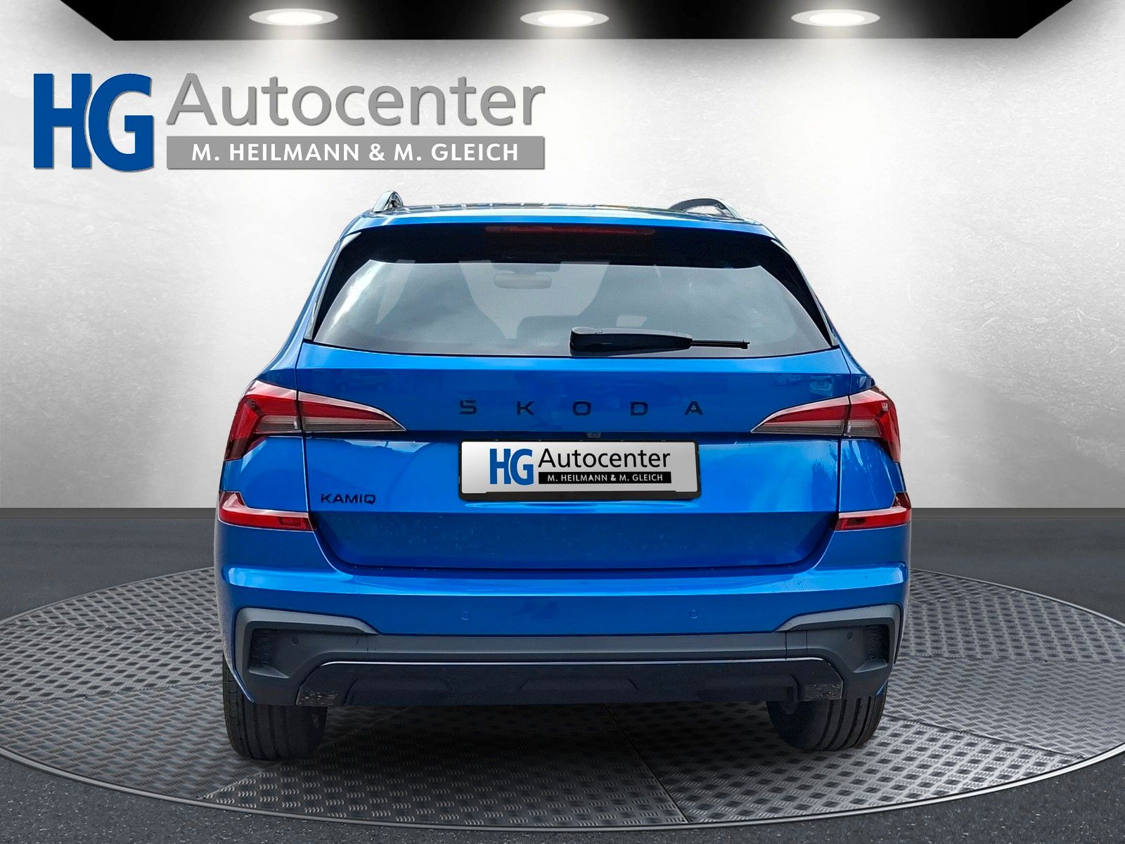 Fahrzeugabbildung SKODA Kamiq 1.5TSI Monte Carlo Pano Matrix 18"eHeckAHK