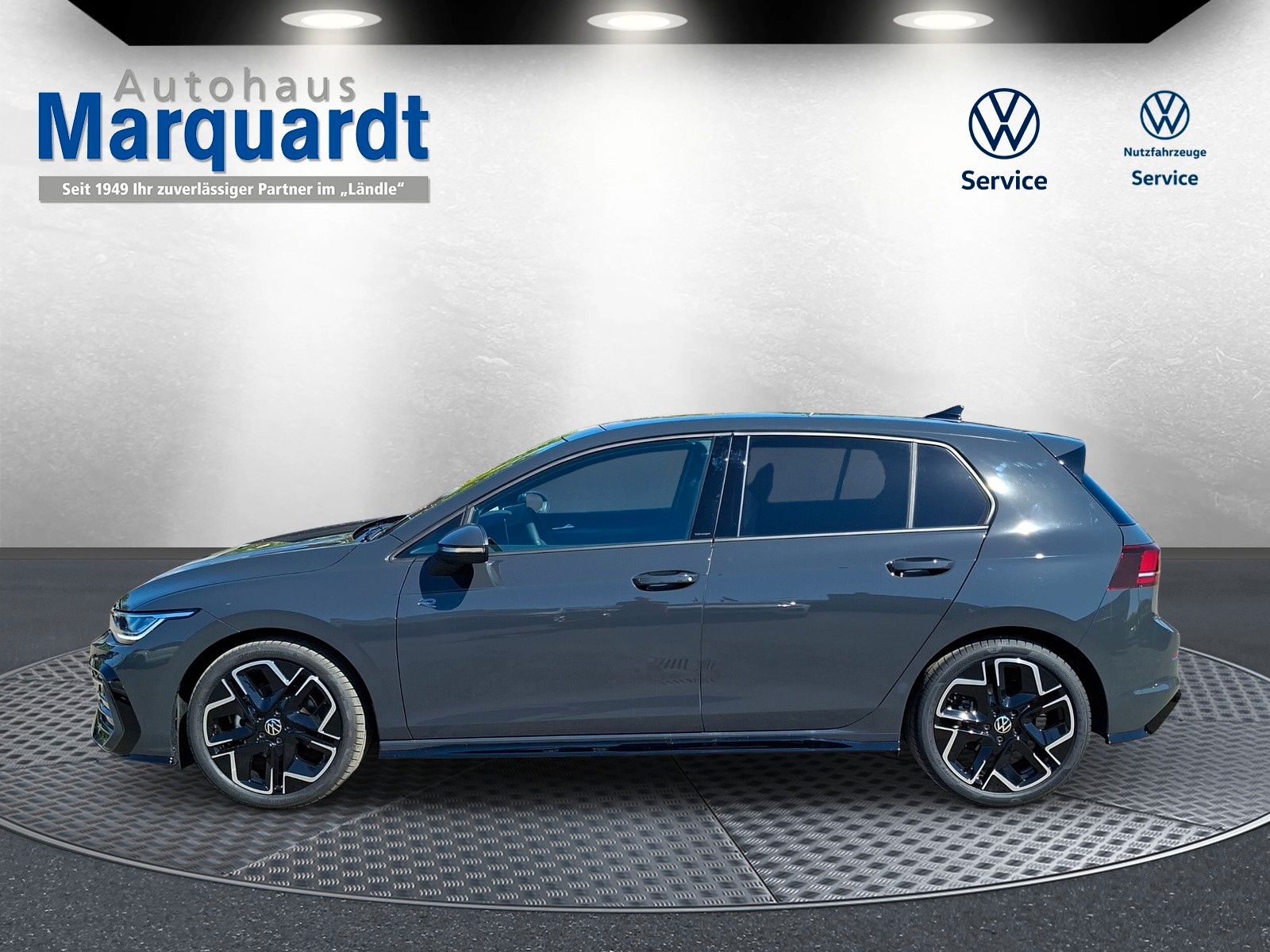Fahrzeugabbildung Volkswagen Golf VIII 1.5eTSI R-Line Pano18" LED Plus Standh