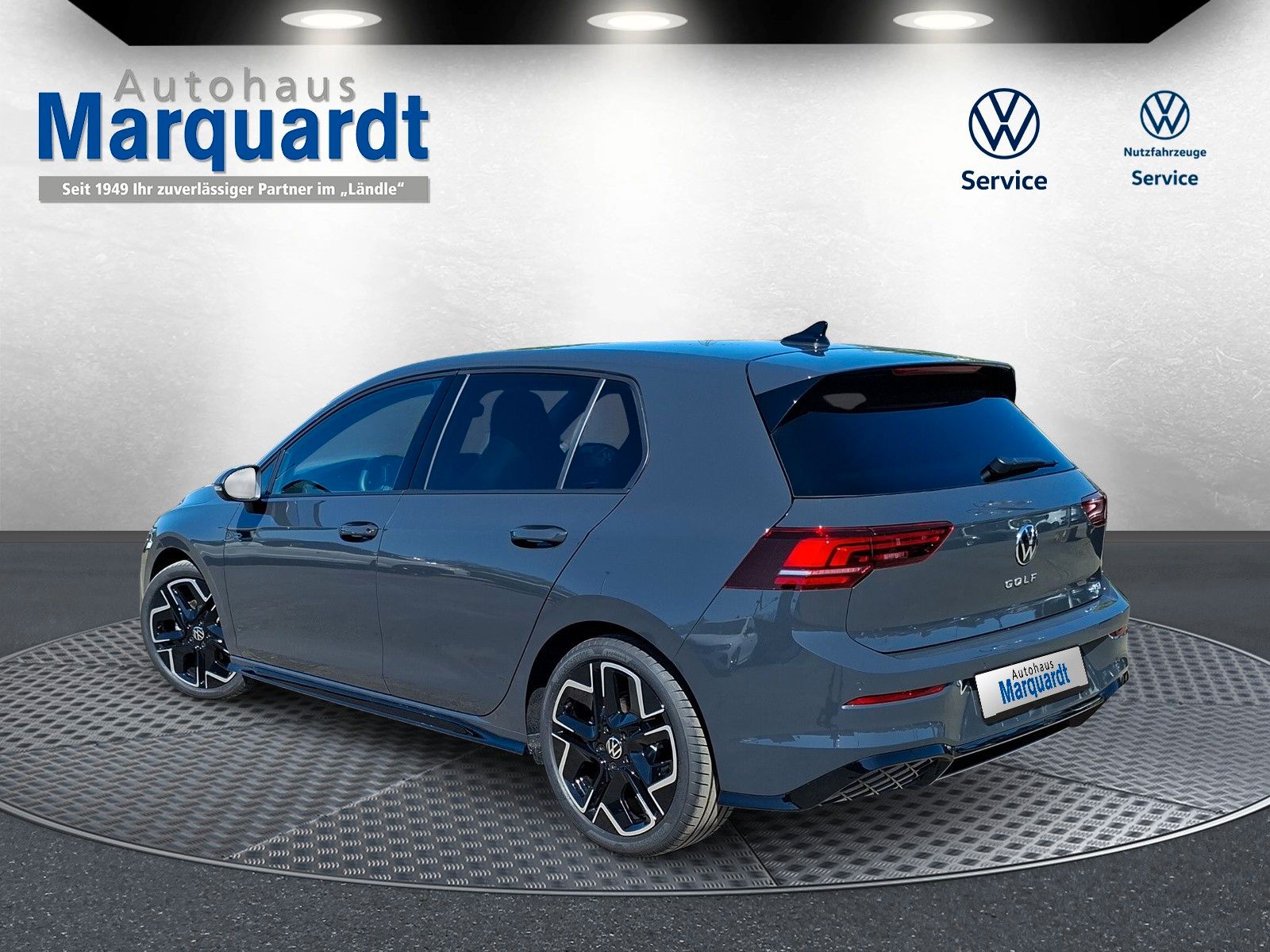 Fahrzeugabbildung Volkswagen Golf VIII 1.5eTSI R-Line Pano18" LED Plus Standh