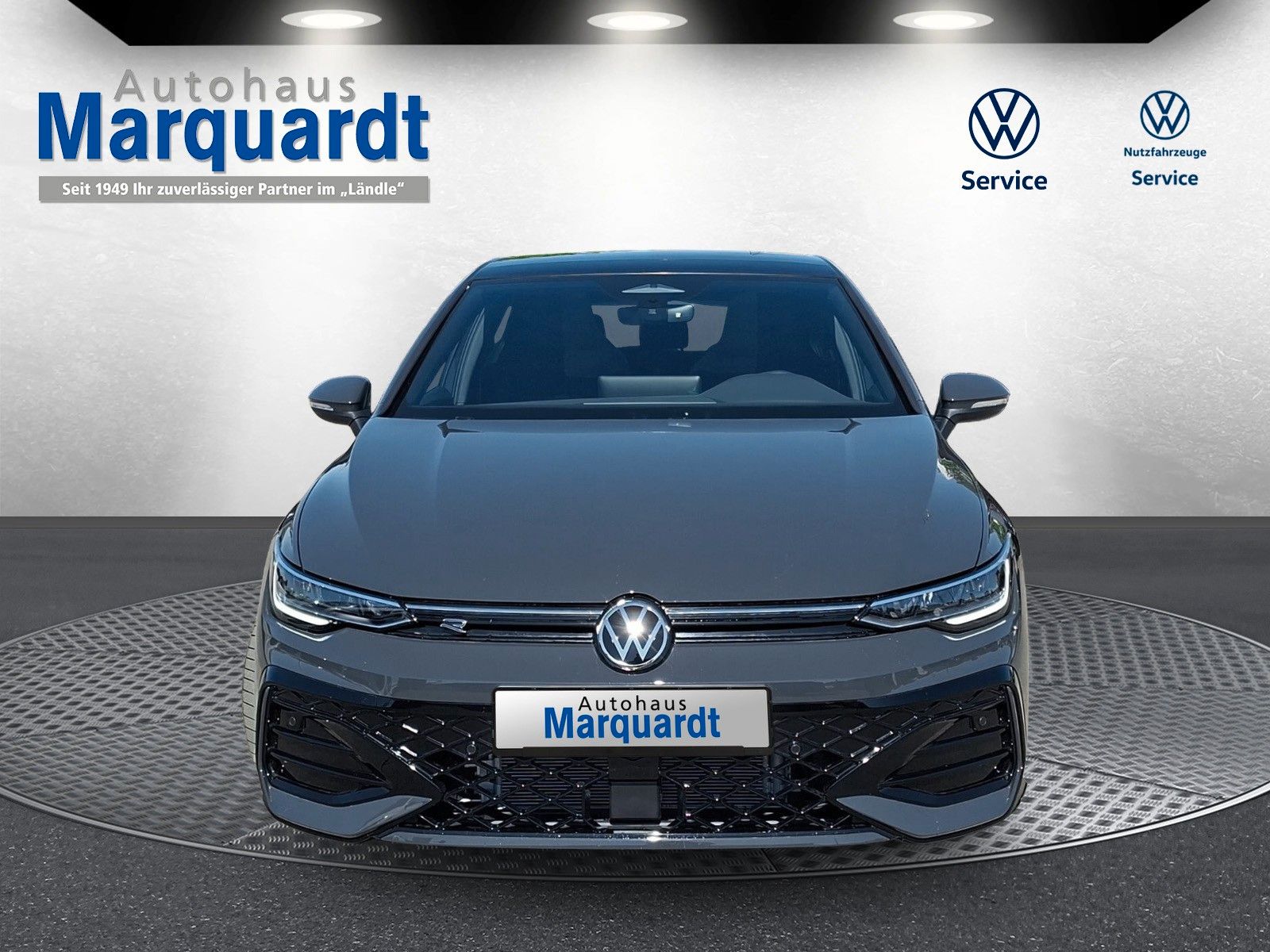 Fahrzeugabbildung Volkswagen Golf VIII 1.5eTSI R-Line Pano18" LED Plus Standh