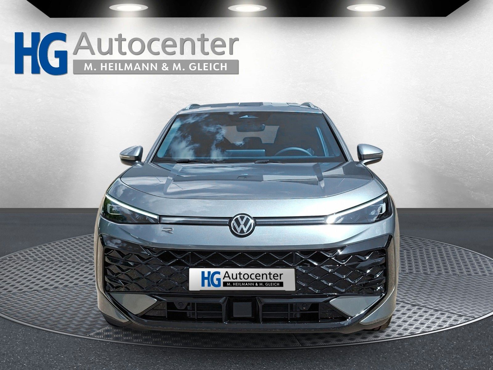 Fahrzeugabbildung Volkswagen T-Roc 1.5TSI DSG R-Line AHK ACC eHeck neues Mod!