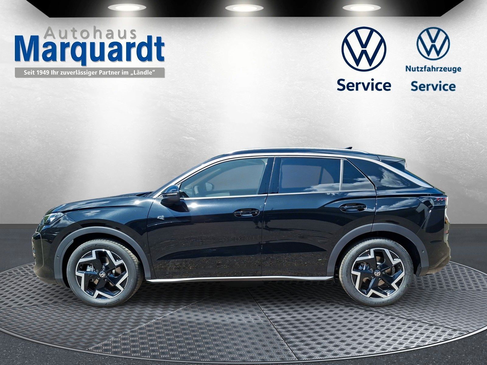 Fahrzeugabbildung Volkswagen T-Roc 1.5TSI R-Line AHK ACC Side eHeck Neu Mod