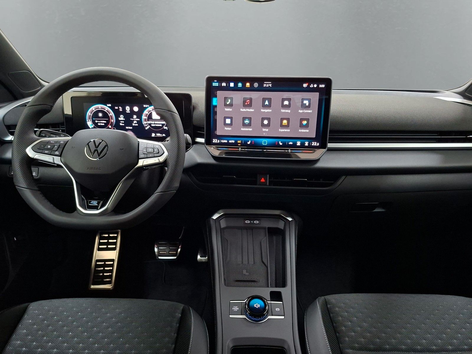 Fahrzeugabbildung Volkswagen T-Roc 1.5TSI R-Line AHK ACC Side eHeck Neu  Mod