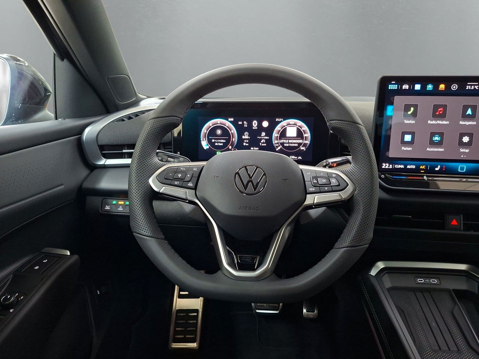 Fahrzeugabbildung Volkswagen T-Roc 1.5TSI R-Line AHK ACC Side eHeck Neu  Mod