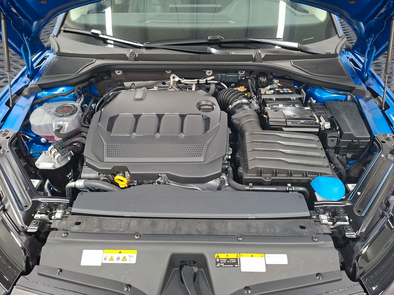 Fahrzeugabbildung SKODA Octavia Combi 2.0TSI Select4x4 AHK Standh.Pano