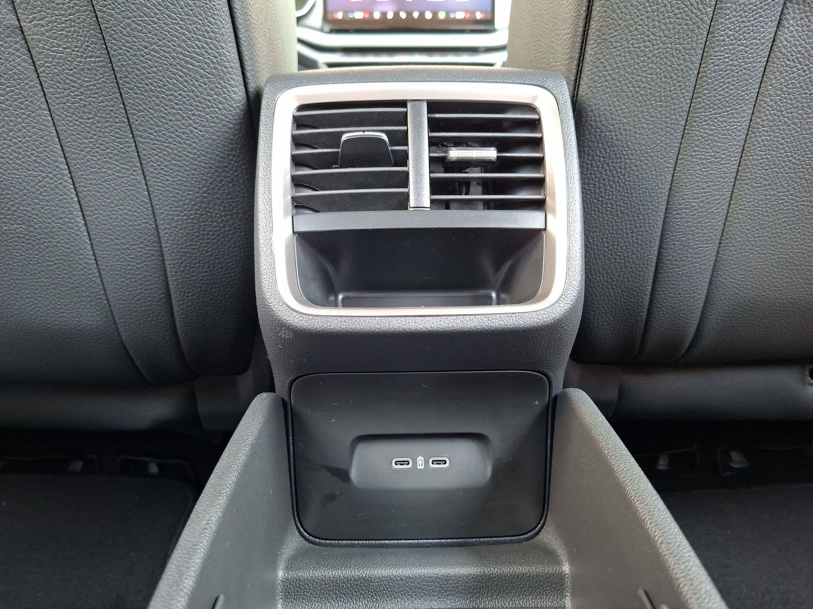 Fahrzeugabbildung SKODA Octavia Combi 2.0 TDI DSG AHK Standh. ACC 5J.Gar