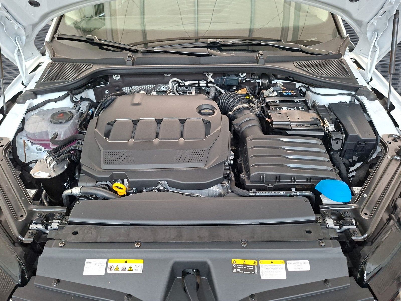 Fahrzeugabbildung SKODA Octavia Combi 2.0 TDI DSG AHK Stdhzg Navi 5J.Gar