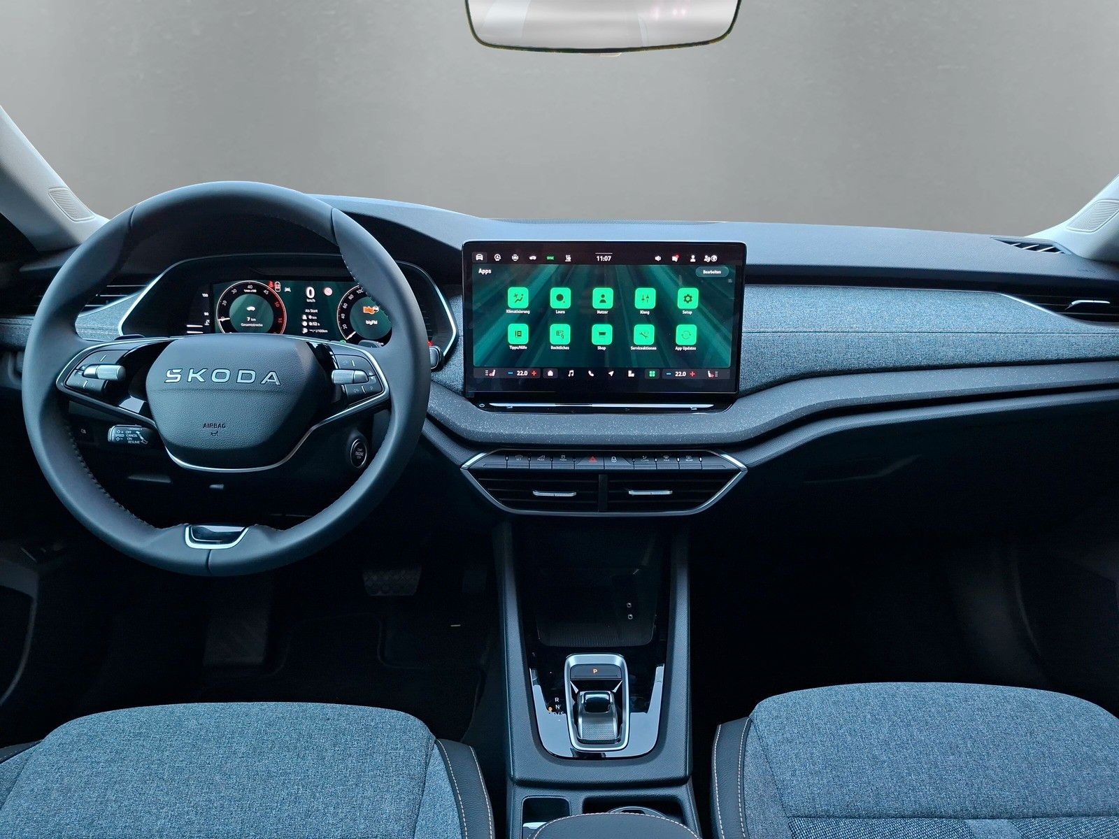 Fahrzeugabbildung SKODA Octavia Combi 2.0 TDI DSG AHK Stdhzg Navi 5J.Gar
