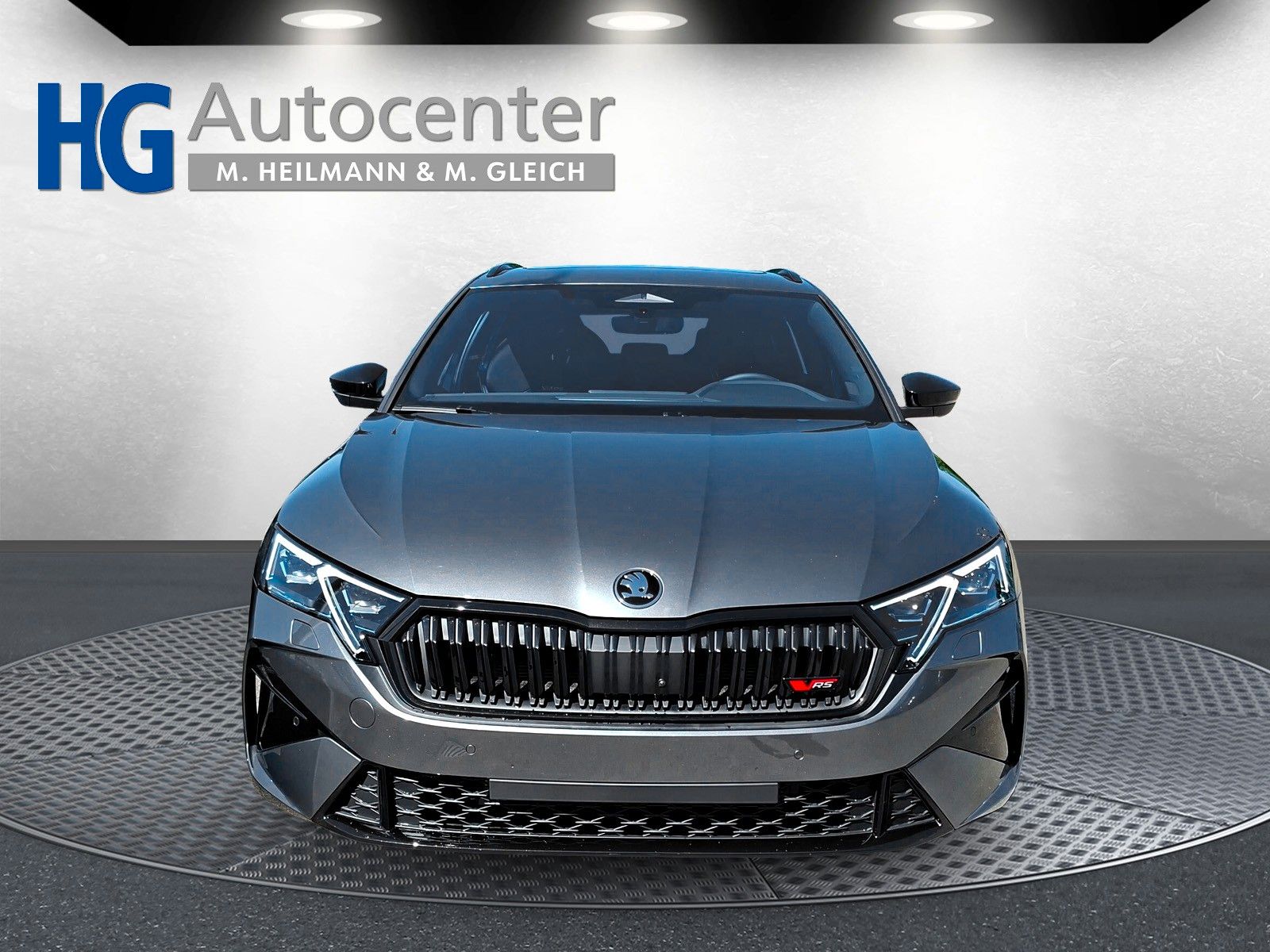 Fahrzeugabbildung SKODA Octavia Combi 2.0TSI RS 360° AHK Pano ACC DCC