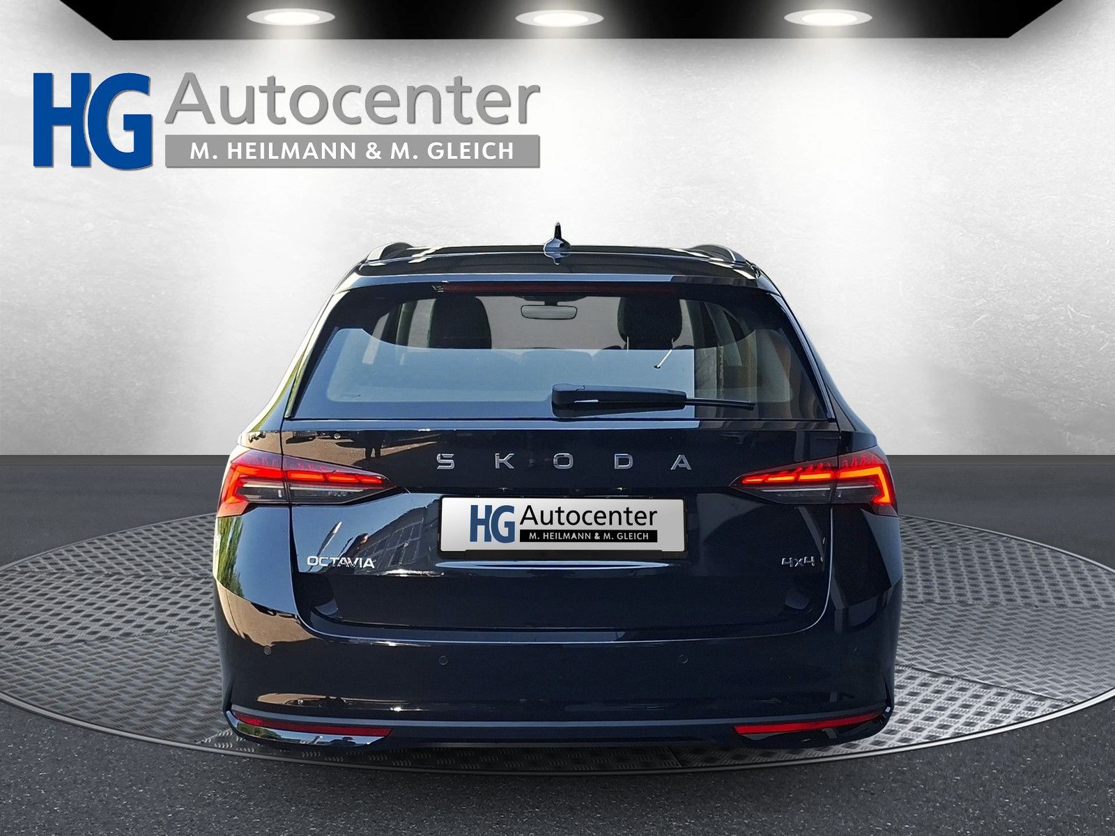 Fahrzeugabbildung SKODA Octavia Combi 1.5TSI eHeck ACC AHK 5J.Gar.Side
