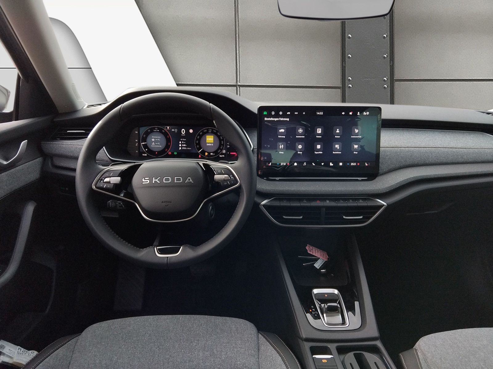 Fahrzeugabbildung SKODA Octavia Combi 1.5TSI eHeck ACC AHK 5J.Gar.Side
