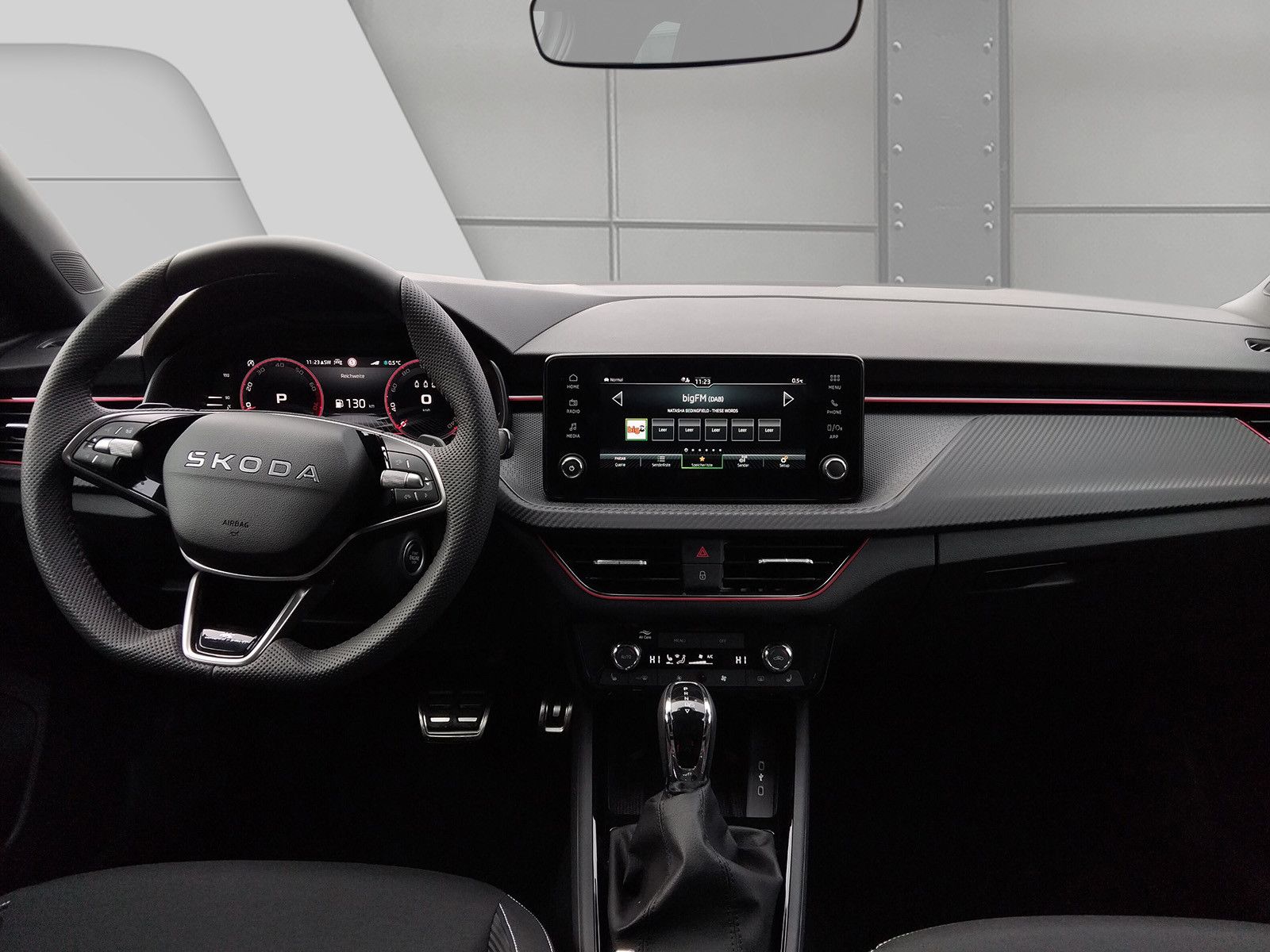 Fahrzeugabbildung SKODA Scala 1.5TSI Monte Carlo 18" AHK ACCSide Matrix