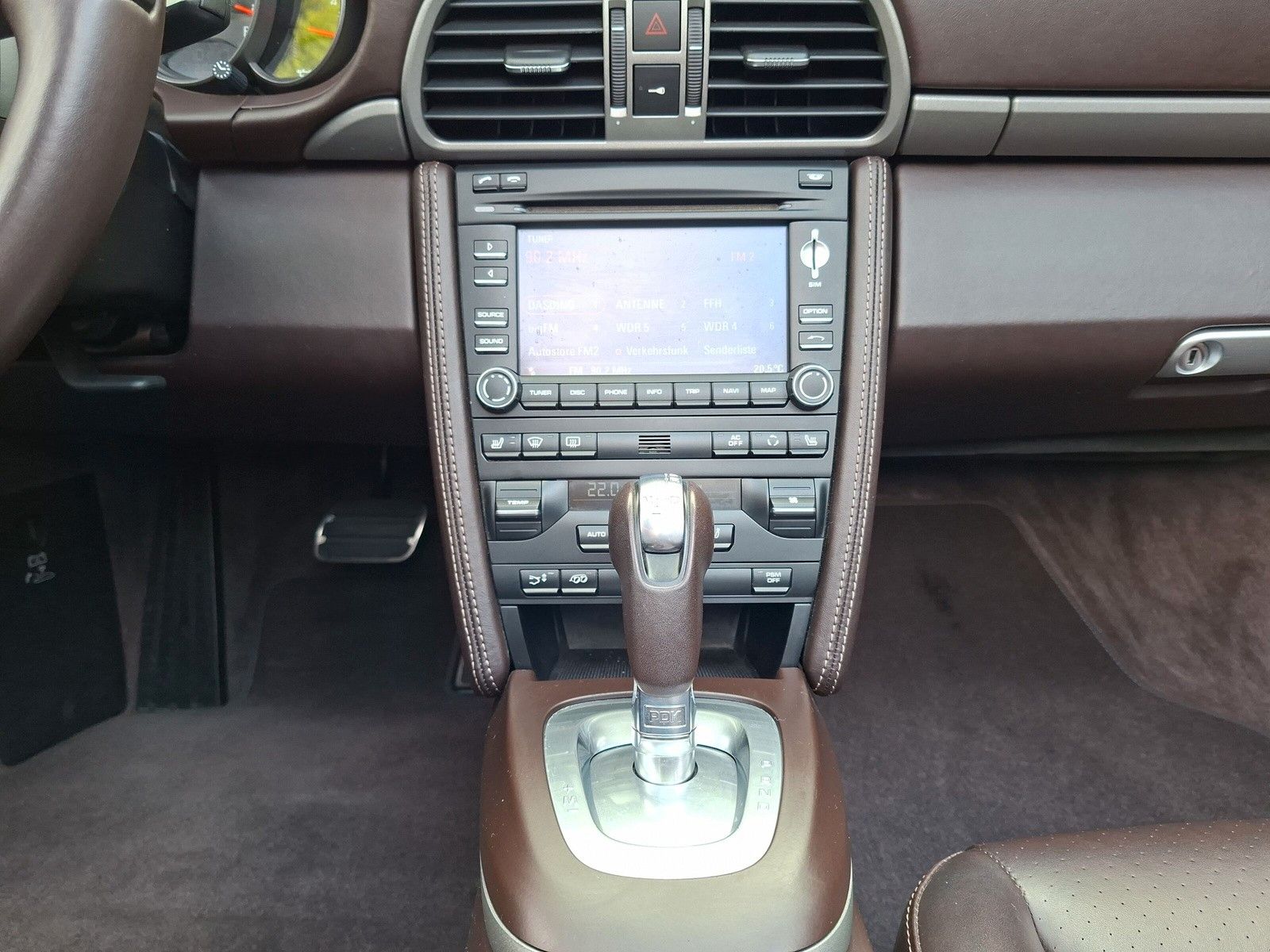 Fahrzeugabbildung Porsche 997/911 Carerra Cabrio PDK 19"  Sportabgasanlage