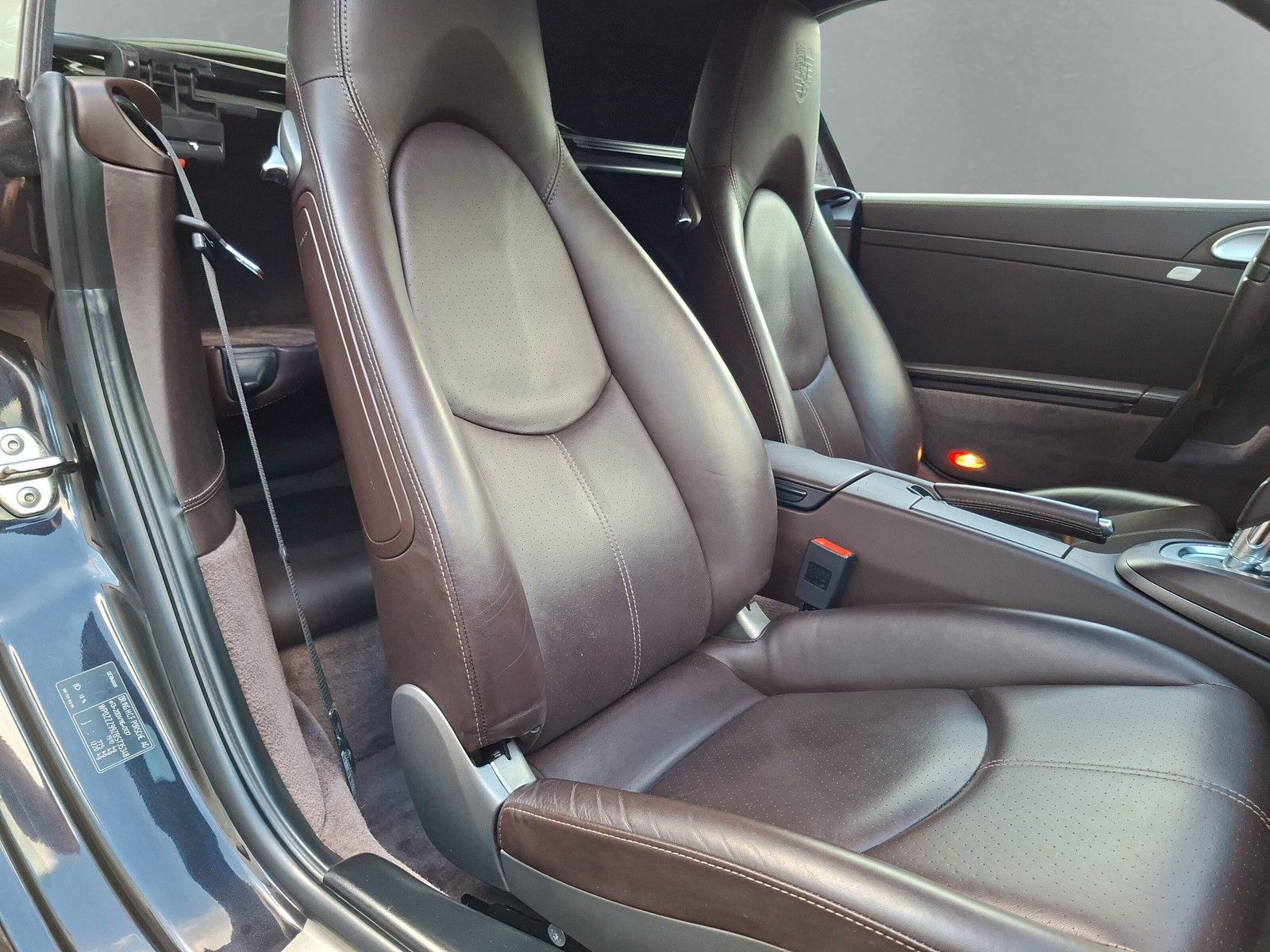 Fahrzeugabbildung Porsche 997/911 Carerra Cabrio PDK 19"  Sportabgasanlage