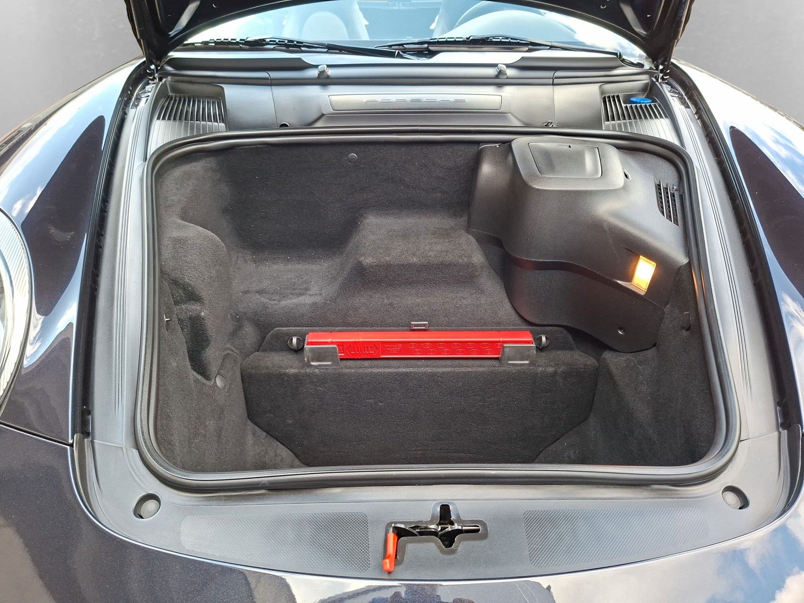 Fahrzeugabbildung Porsche 997/911 Carerra Cabrio PDK 19"  Sportabgasanlage