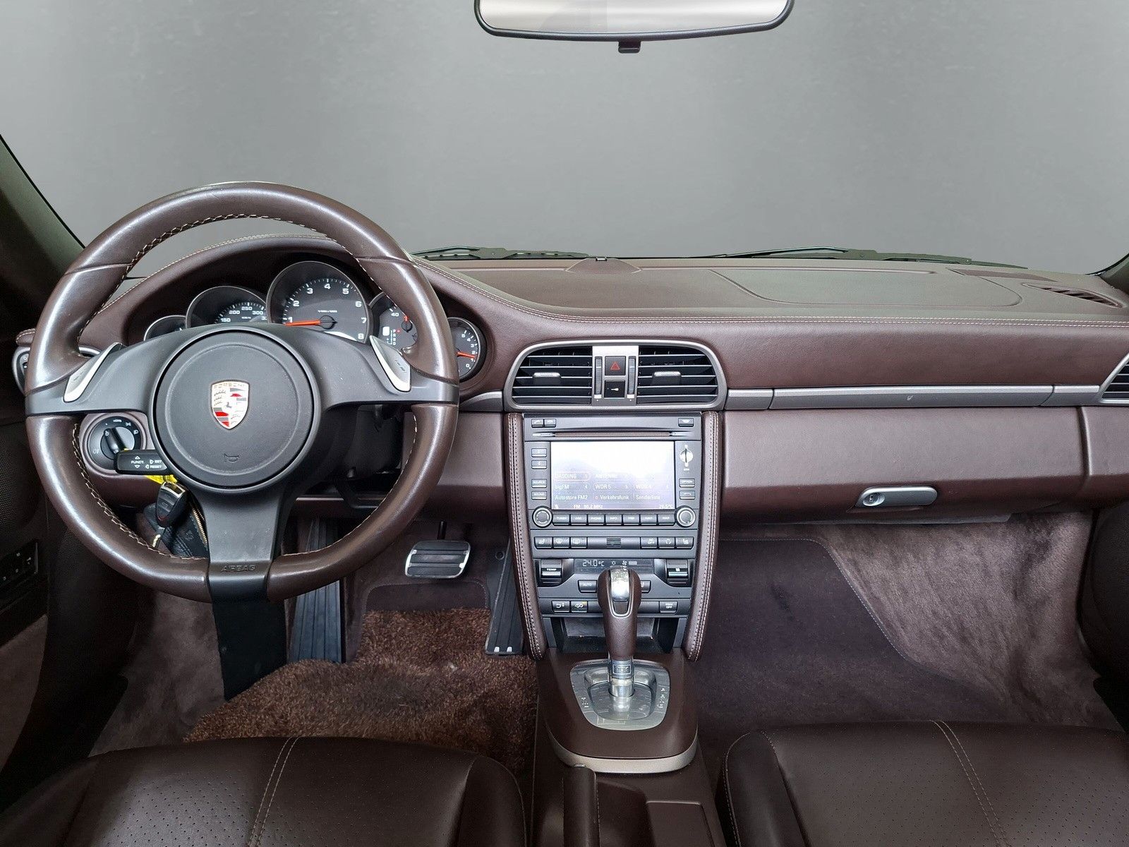 Fahrzeugabbildung Porsche 997/911 Carerra Cabrio PDK 19"  Sportabgasanlage